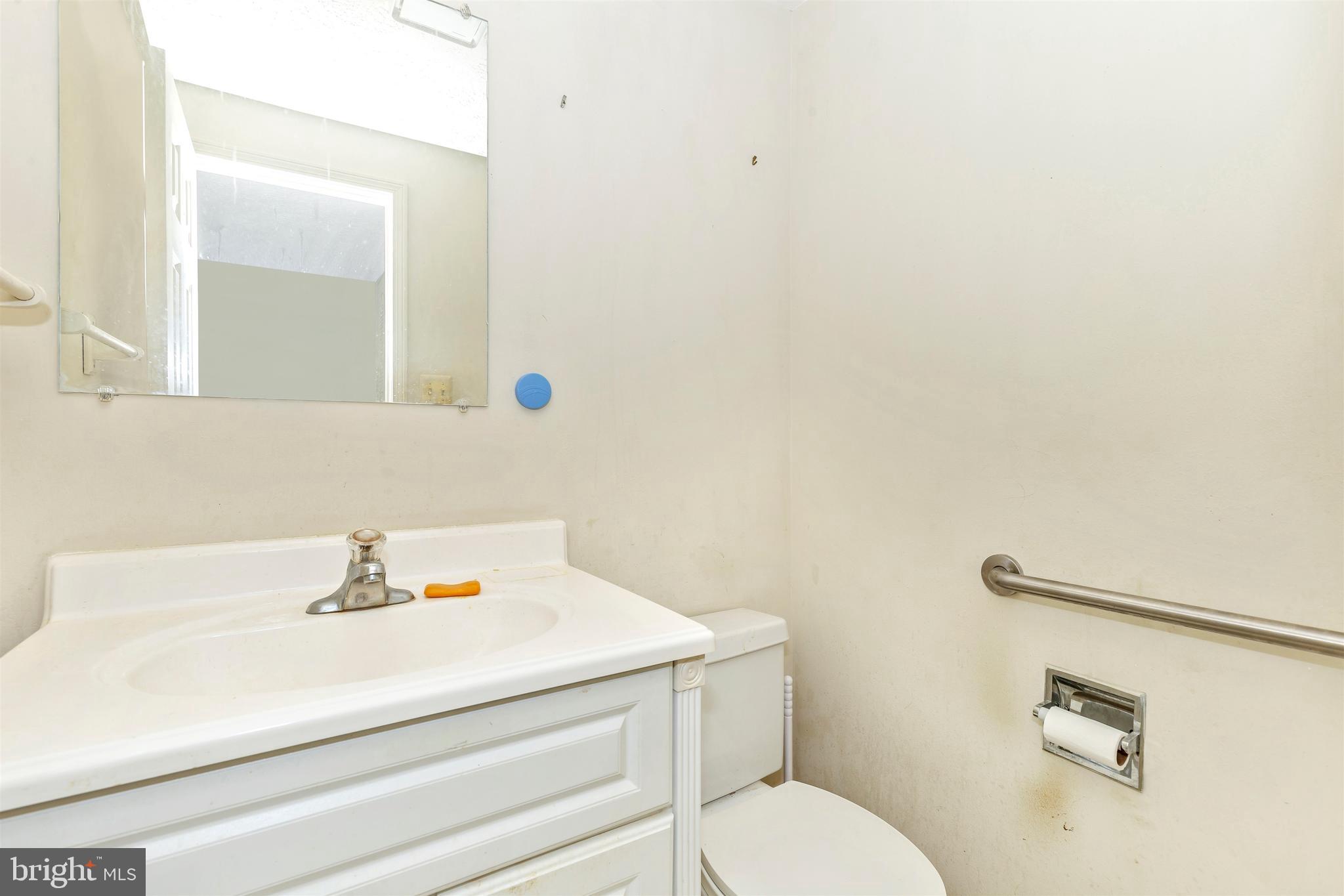 WAKEFIELD ON THE GREEN - Residential