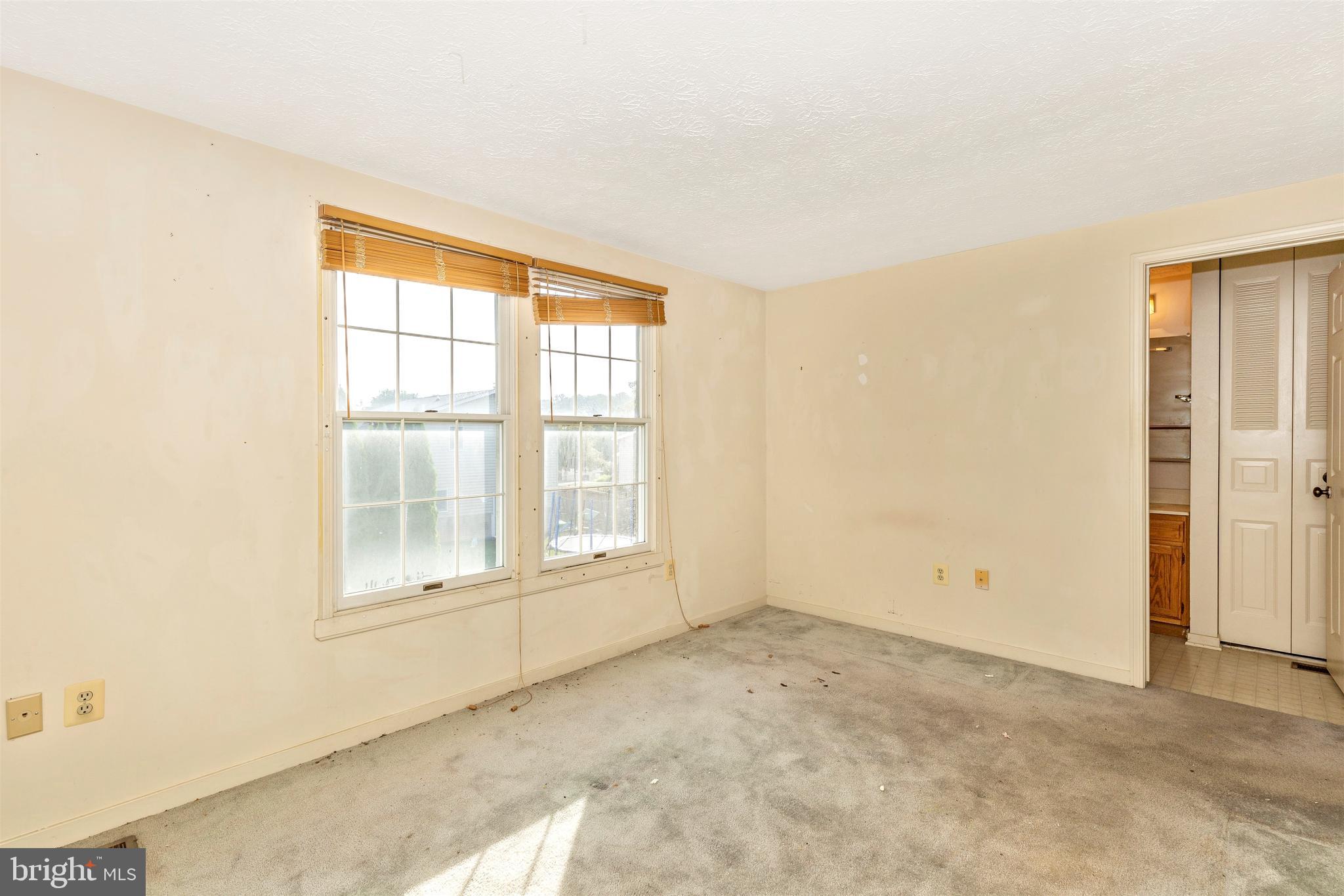 WAKEFIELD ON THE GREEN - Residential