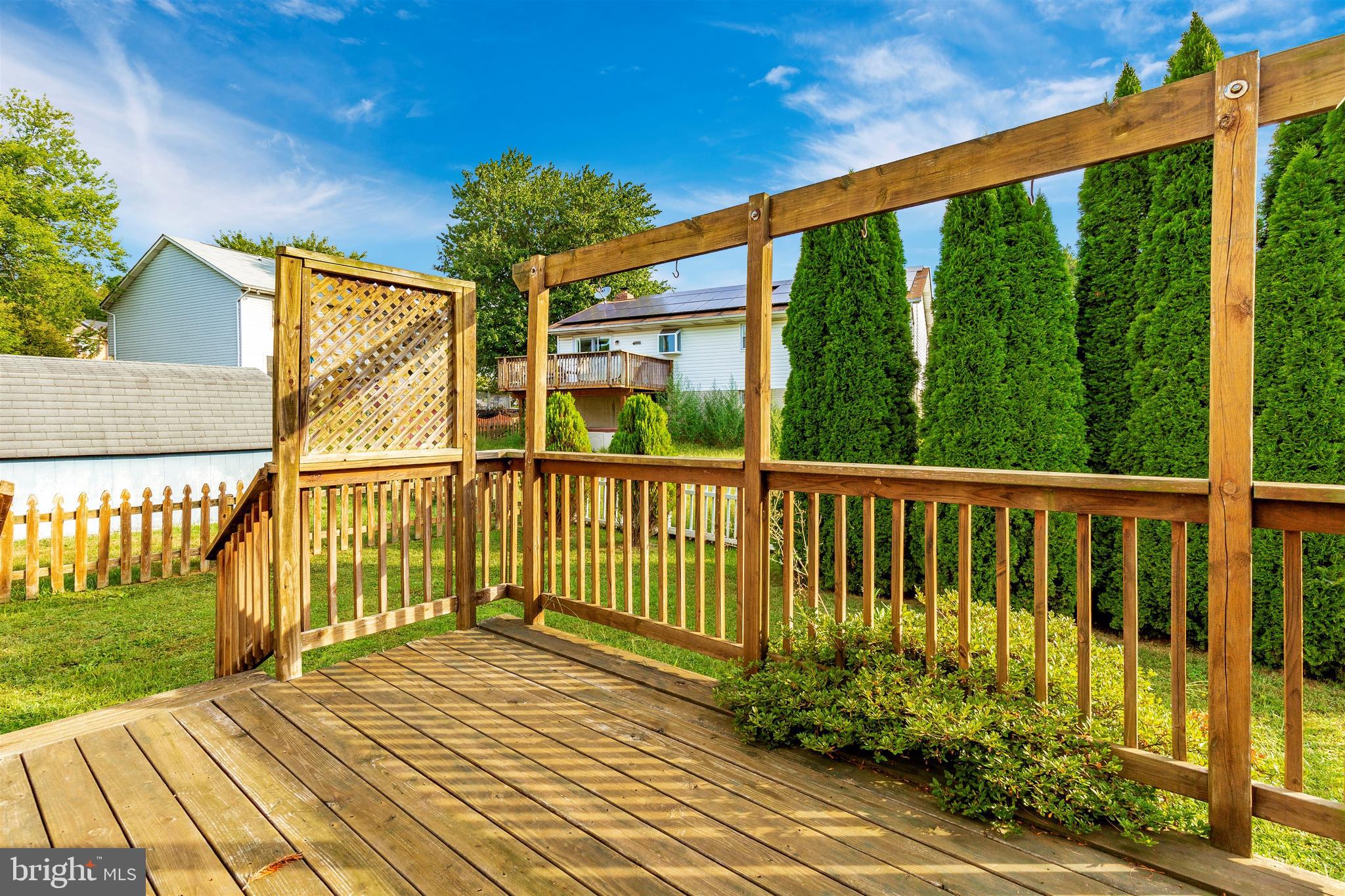 WAKEFIELD ON THE GREEN - Residential