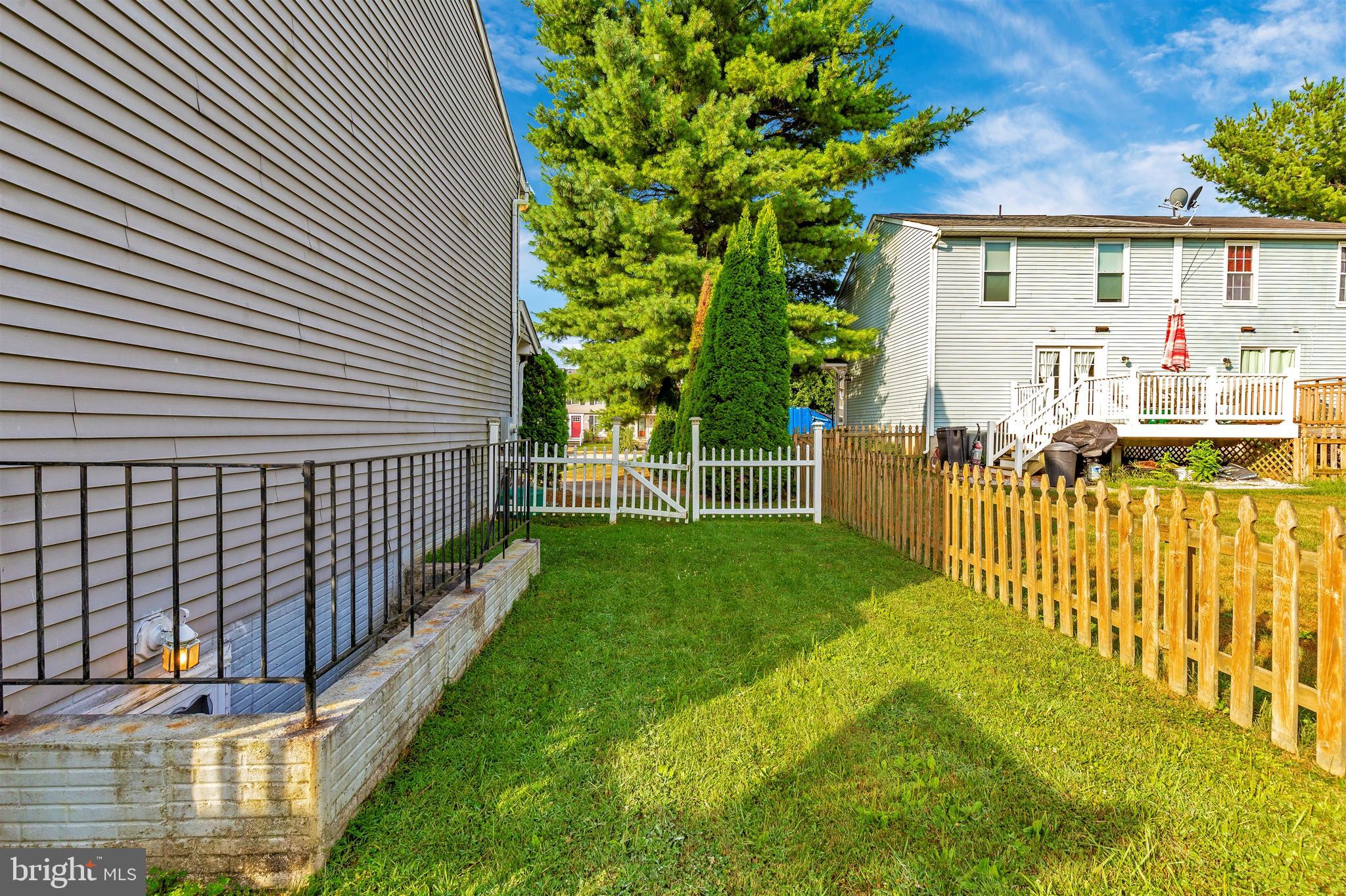 WAKEFIELD ON THE GREEN - Residential