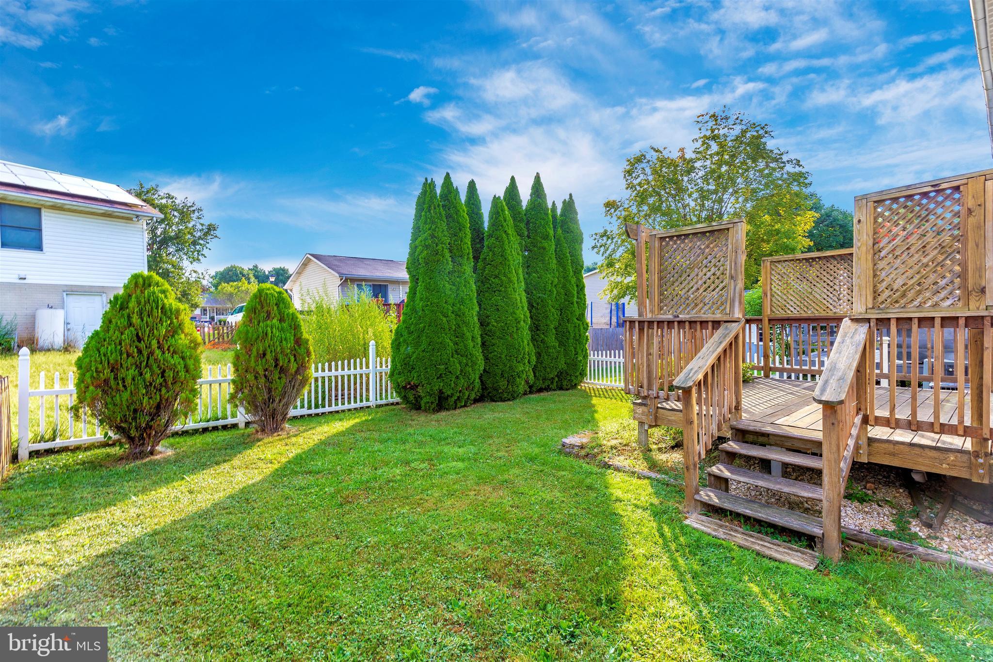 WAKEFIELD ON THE GREEN - Residential