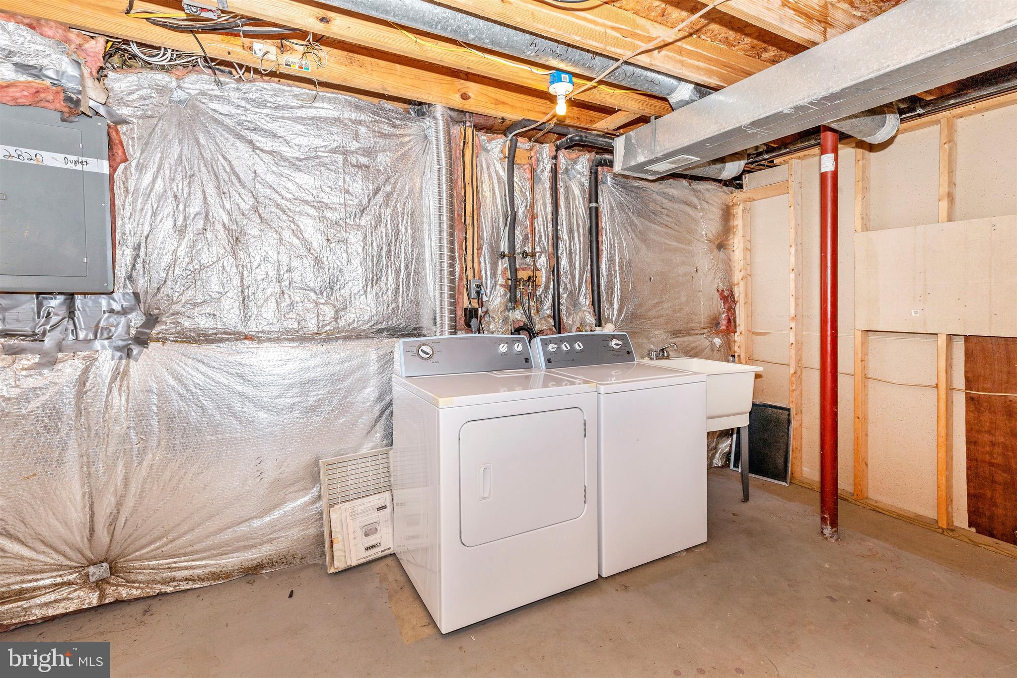 WAKEFIELD ON THE GREEN - Residential