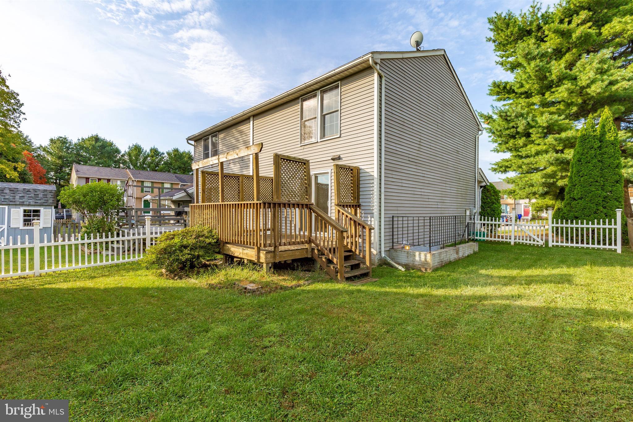 WAKEFIELD ON THE GREEN - Residential