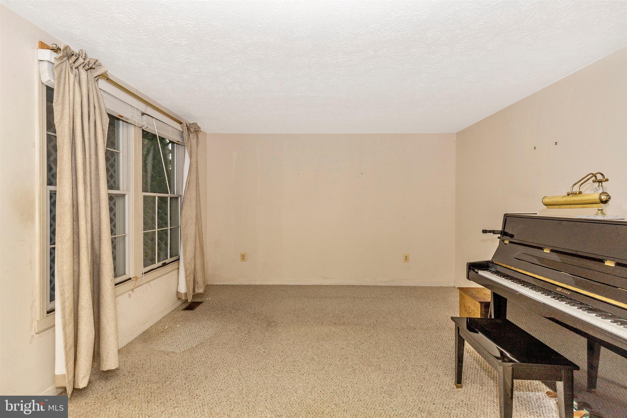 WAKEFIELD ON THE GREEN - Residential