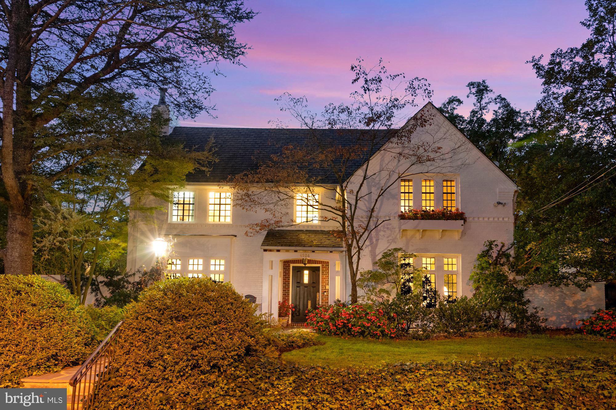 FOREST HILLS - Residential