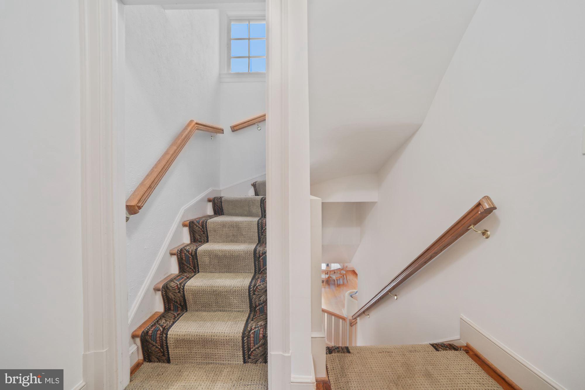 FOREST HILLS - Residential