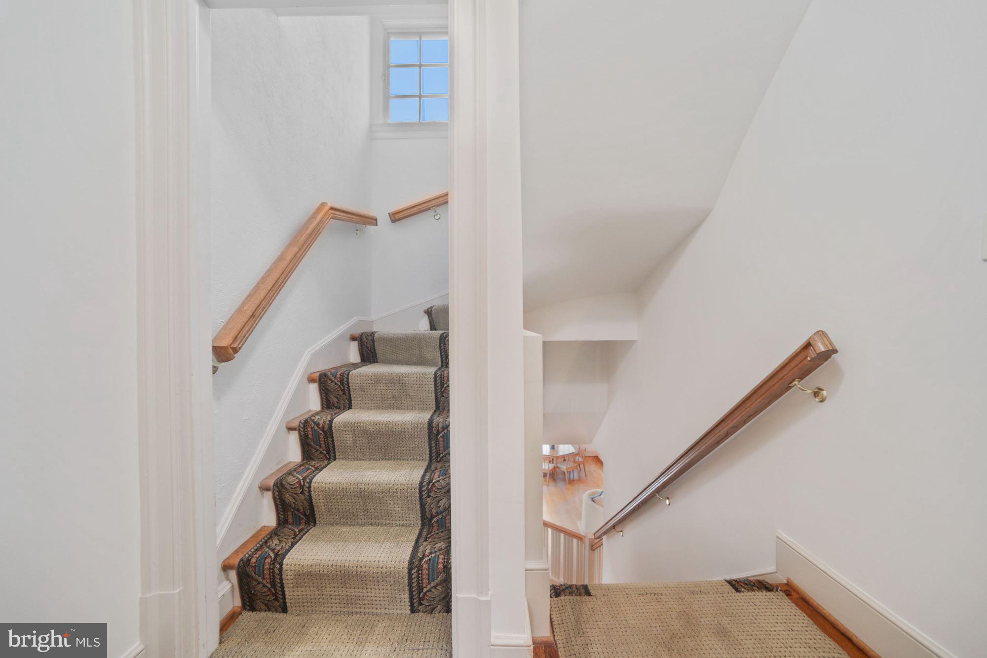FOREST HILLS - Residential