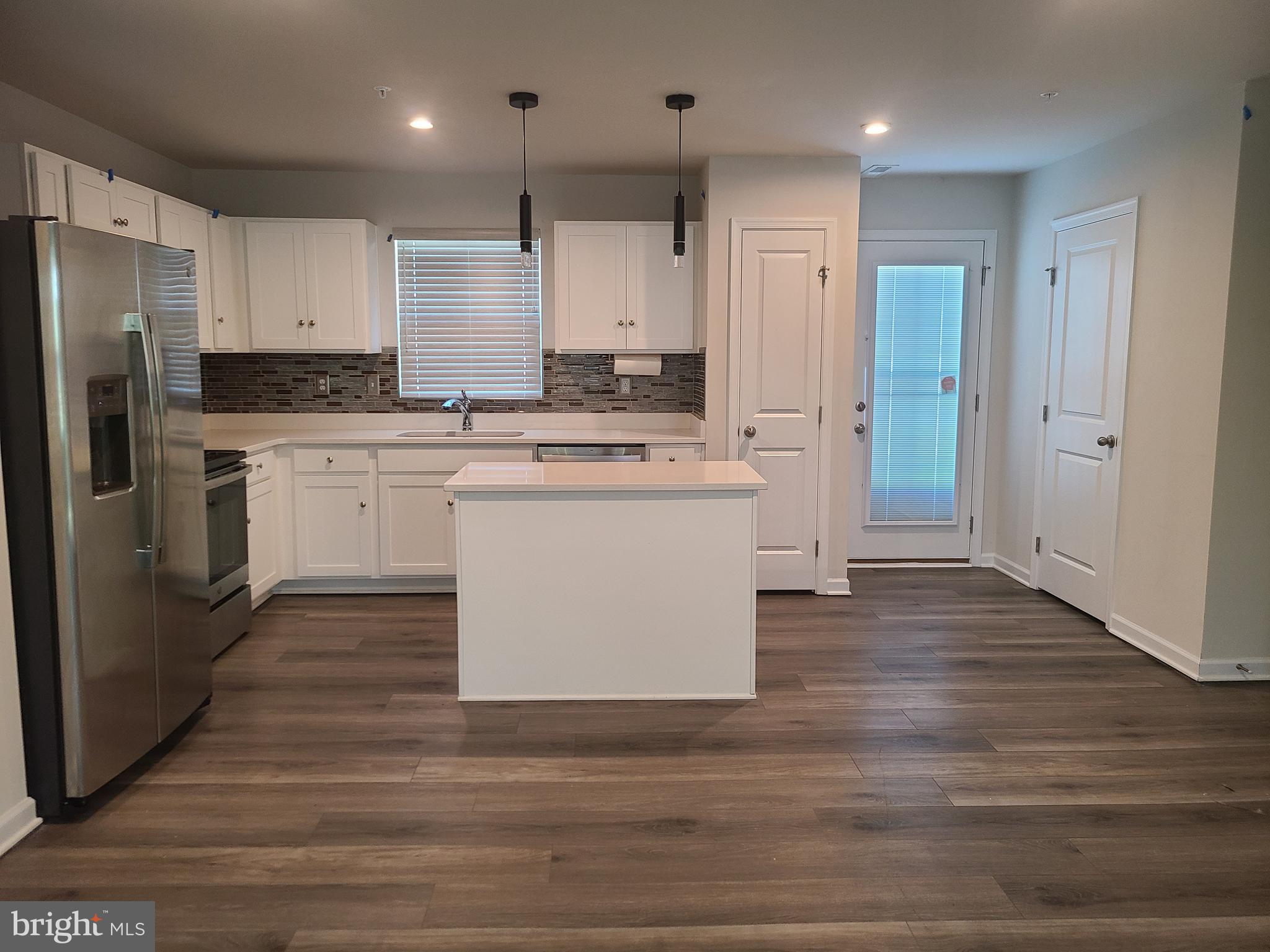 HERON POINT - Residential