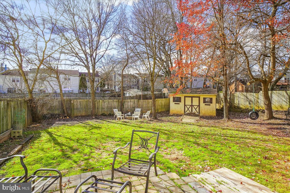 BROWNS - Residential Lease