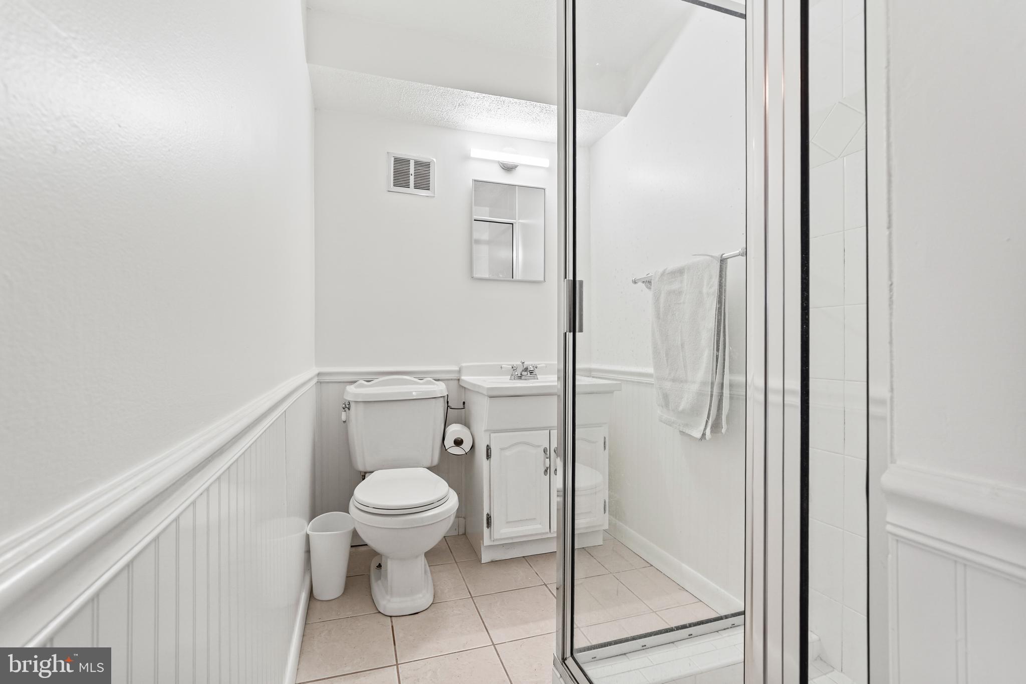 FAIRCHESTER - Residential