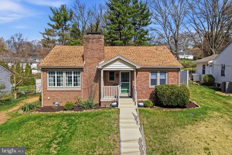 Homes For Sale - 1717 Pennrock Road<br/> New Castle County, WILMINGTON, DE 19809