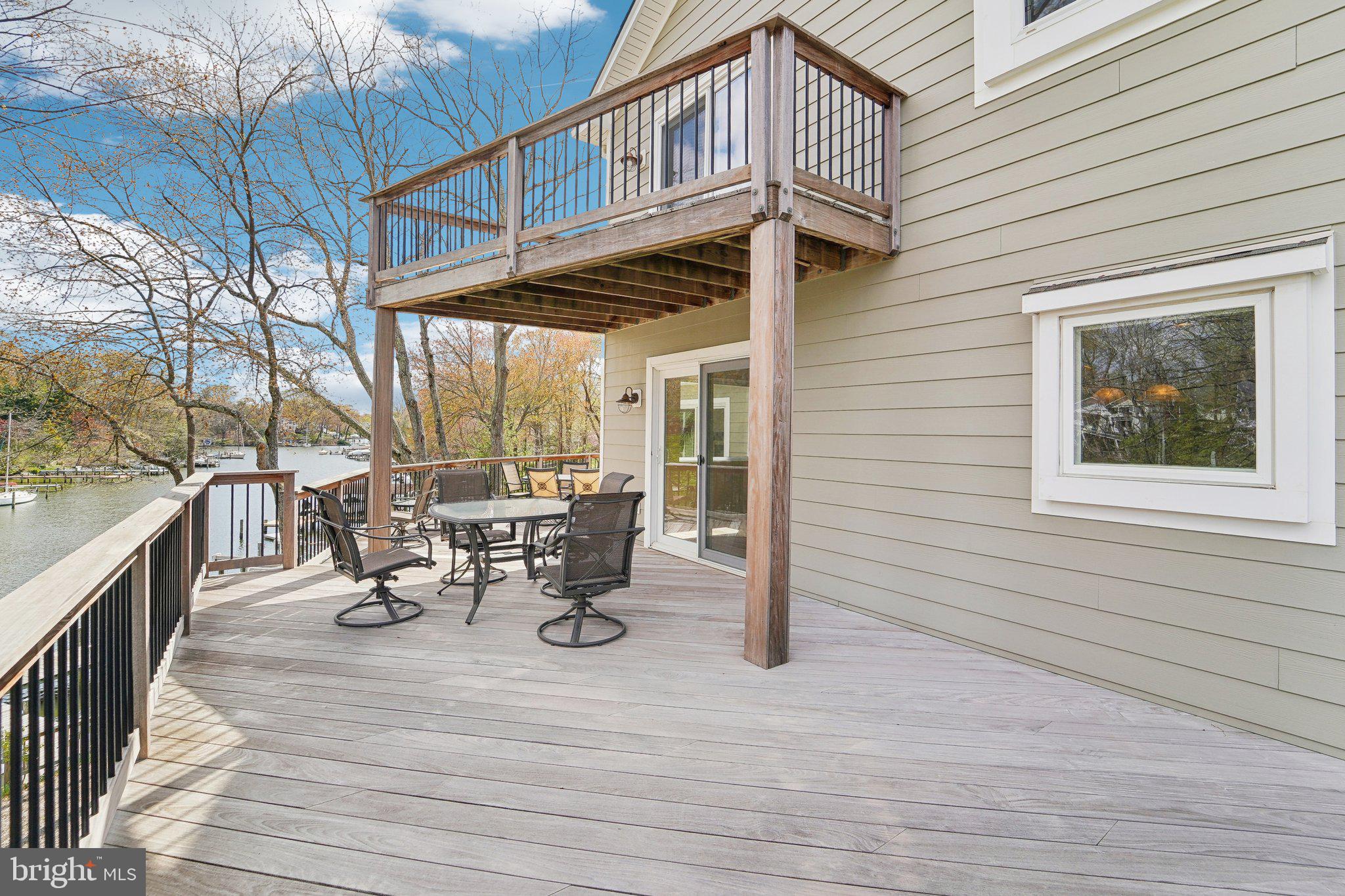 STEWARTS LANDING - Residential