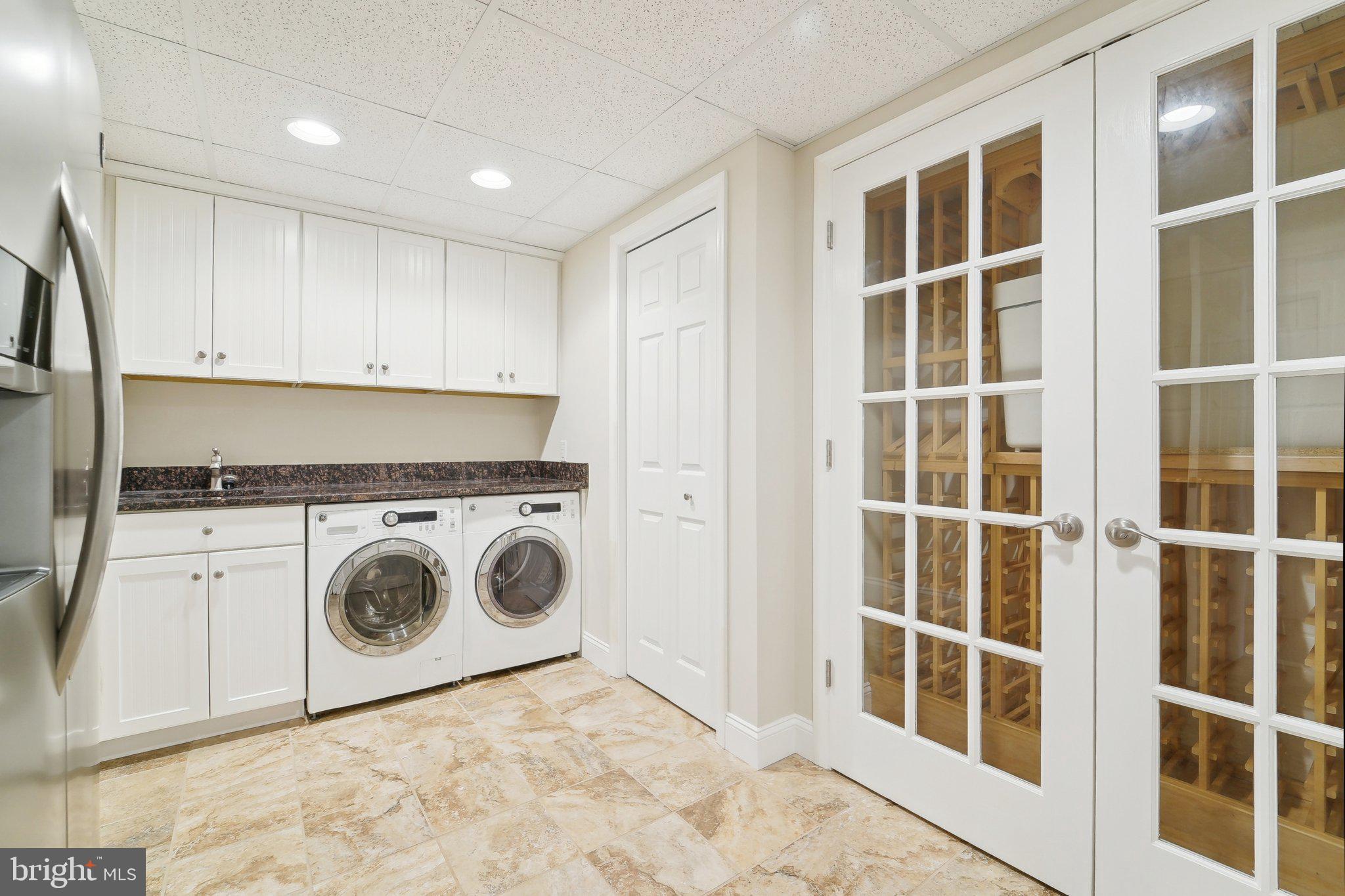 STEWARTS LANDING - Residential