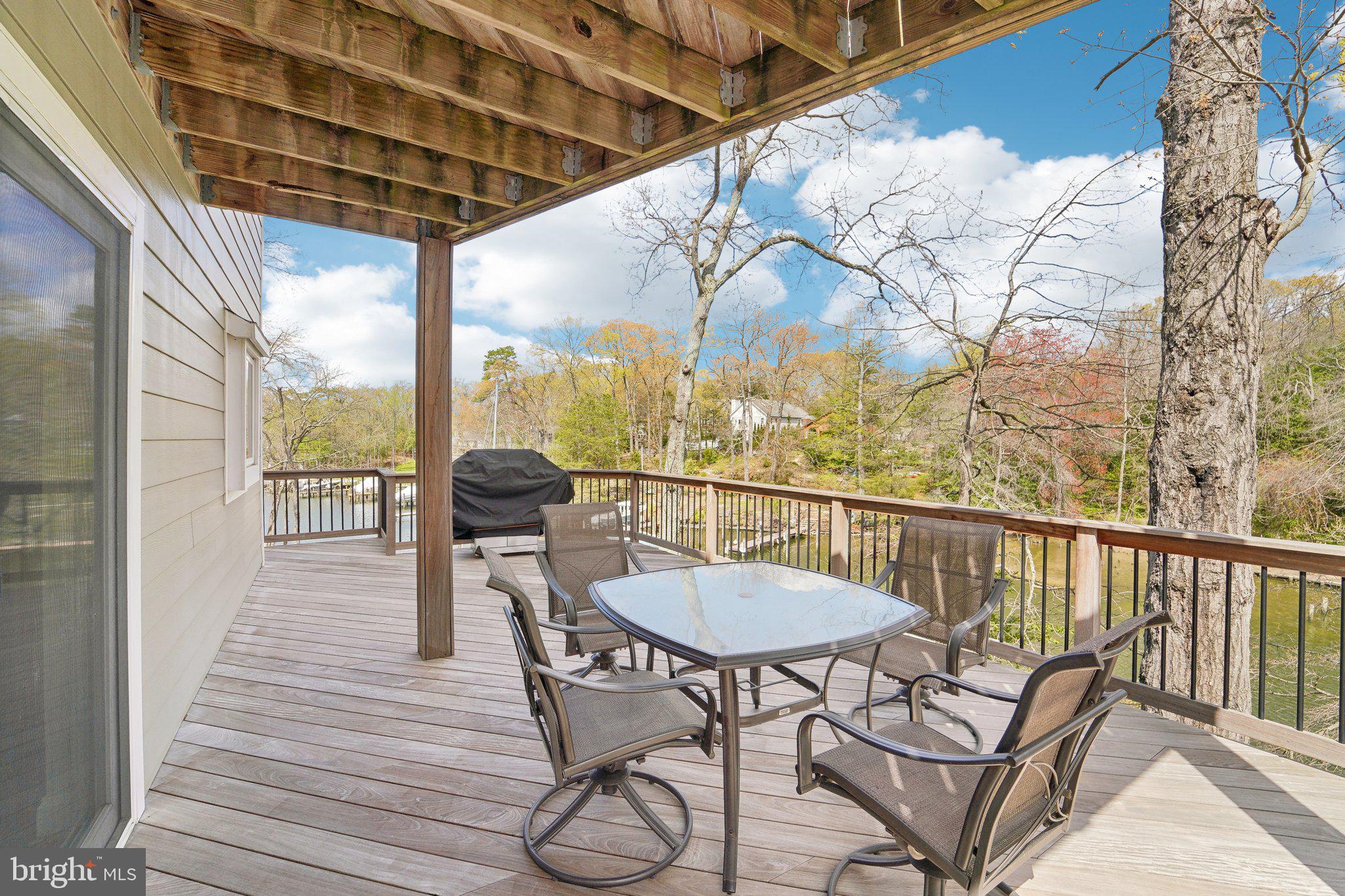 STEWARTS LANDING - Residential