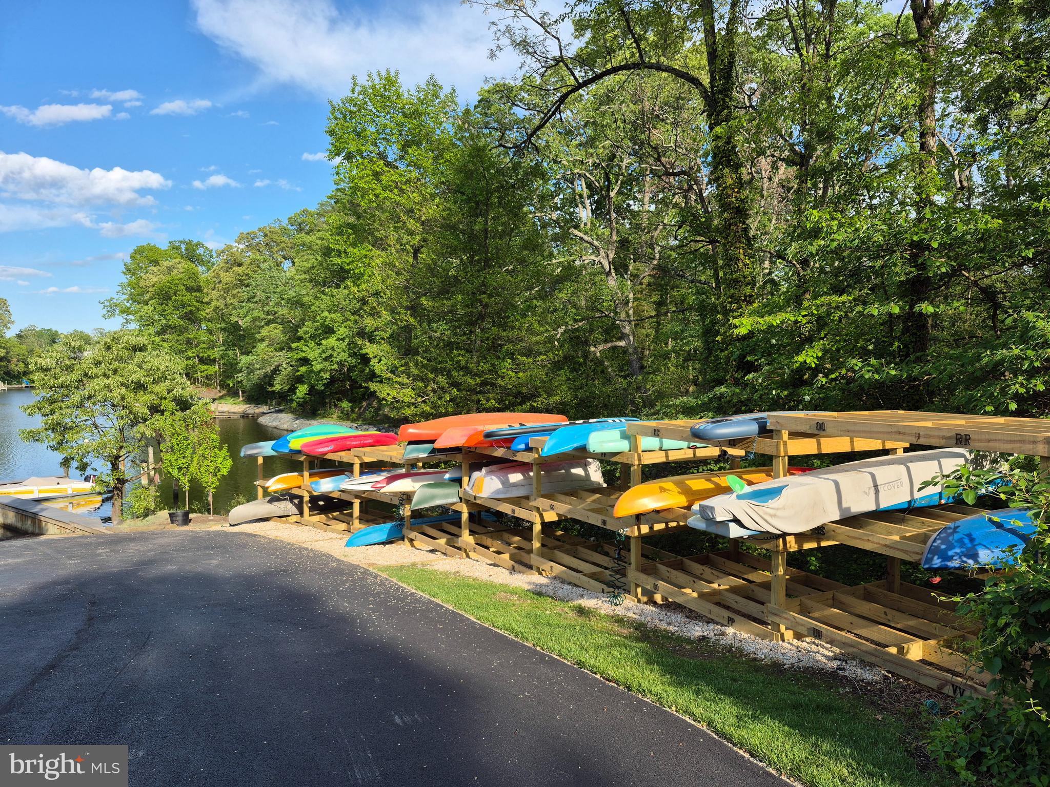 STEWARTS LANDING - Residential