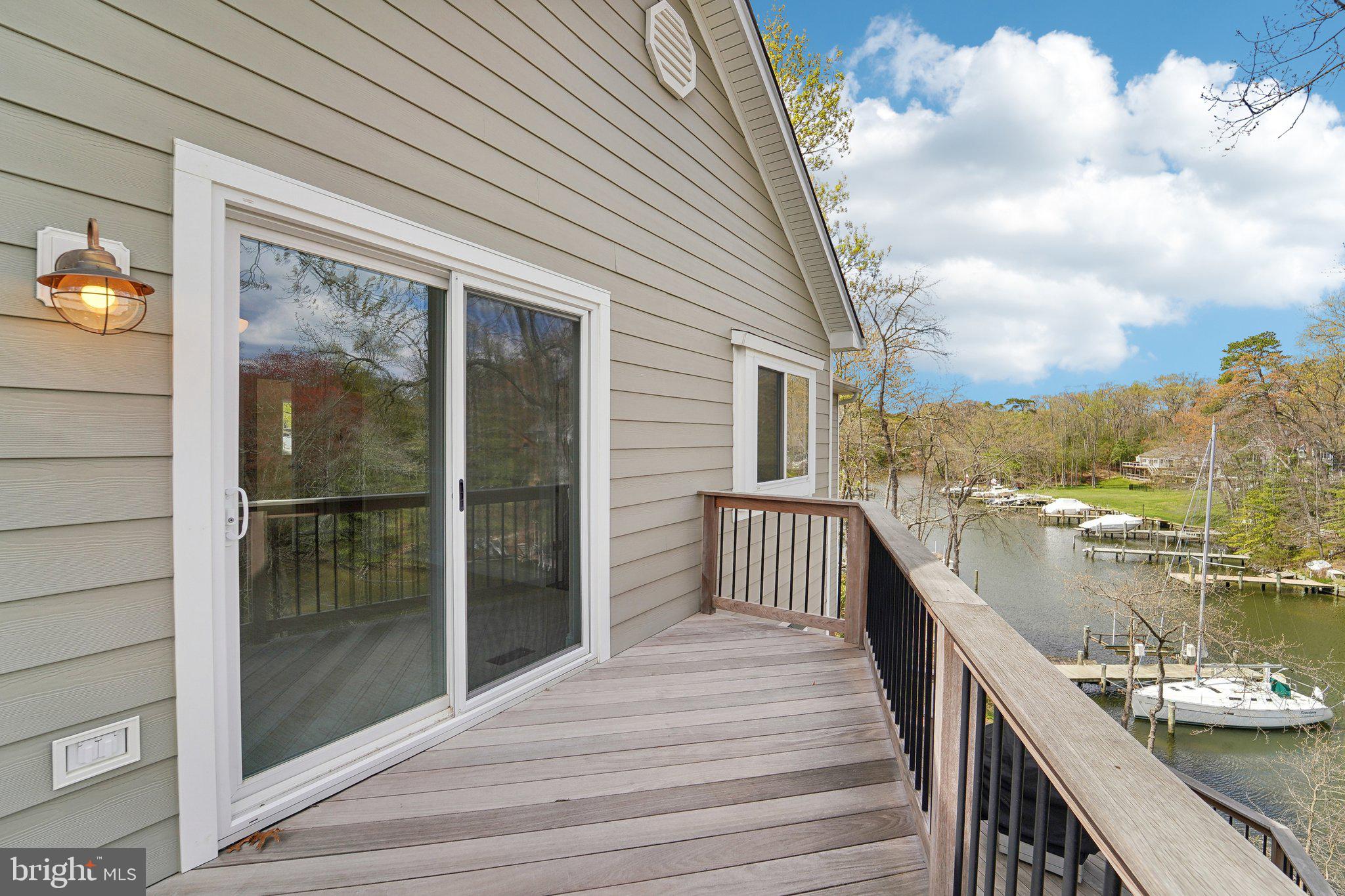 STEWARTS LANDING - Residential