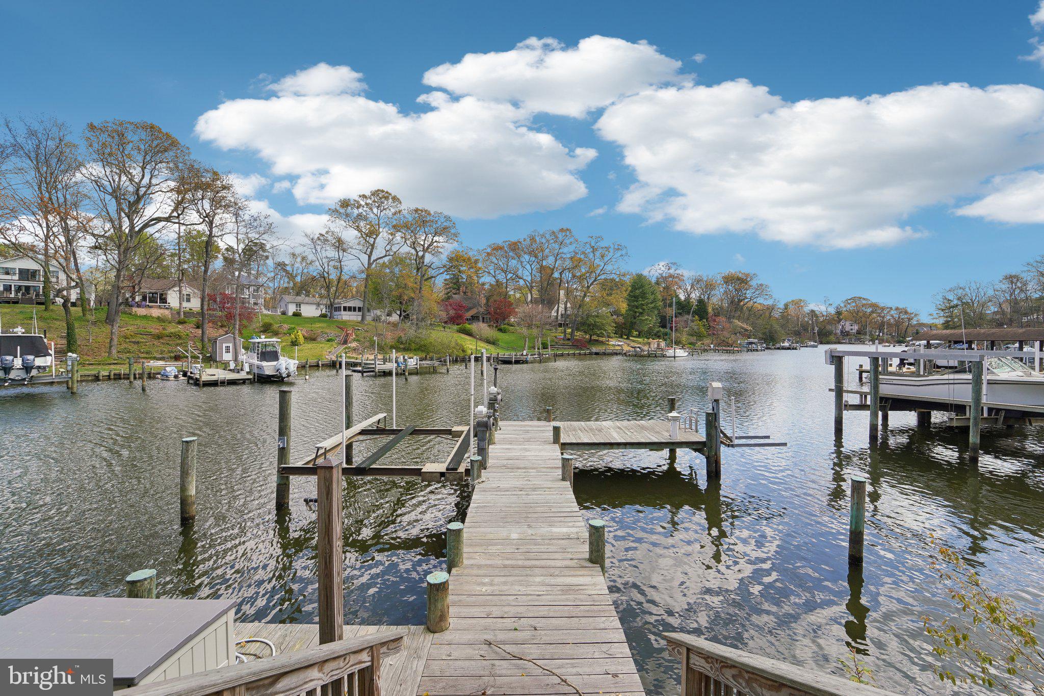 STEWARTS LANDING - Residential