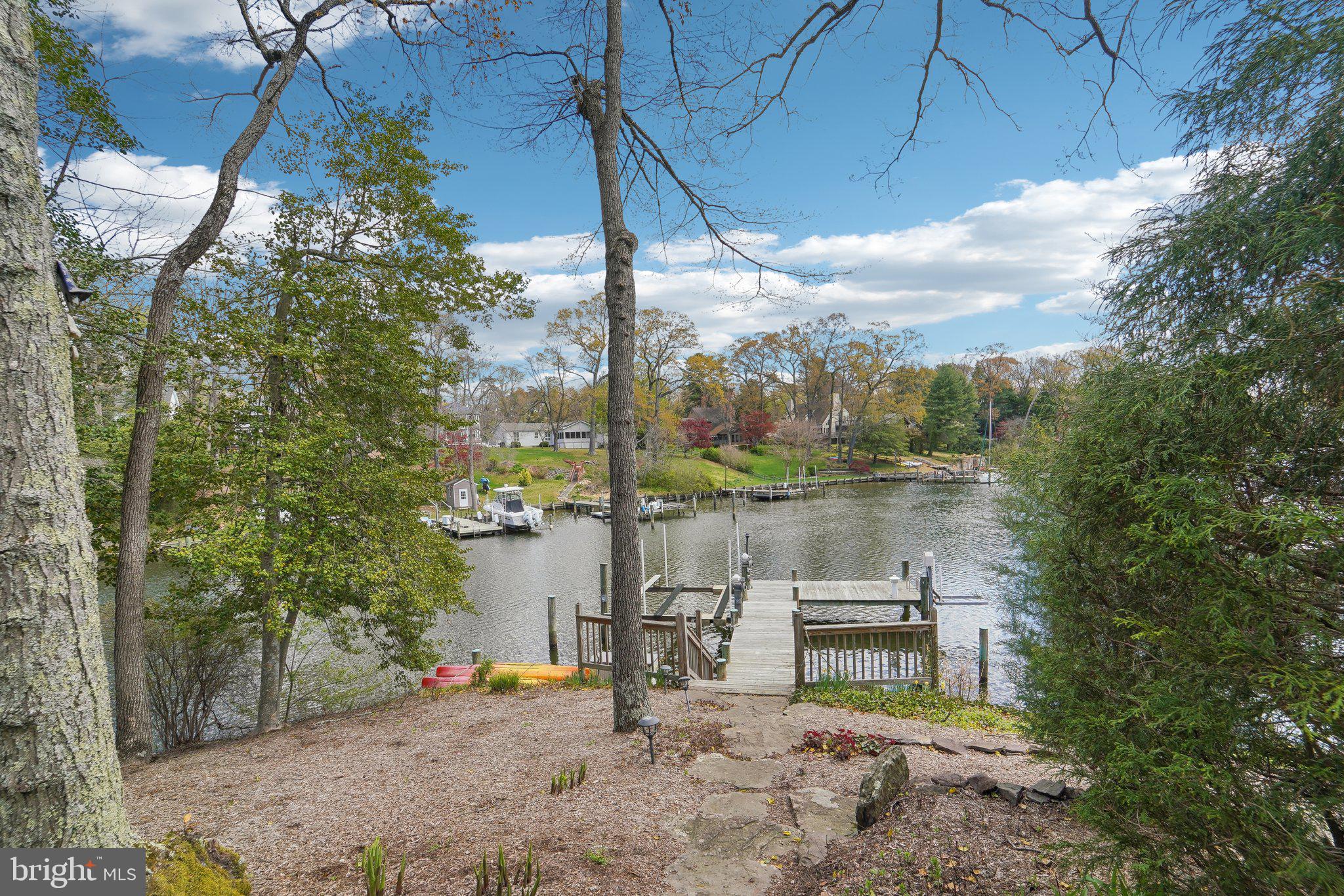 STEWARTS LANDING - Residential