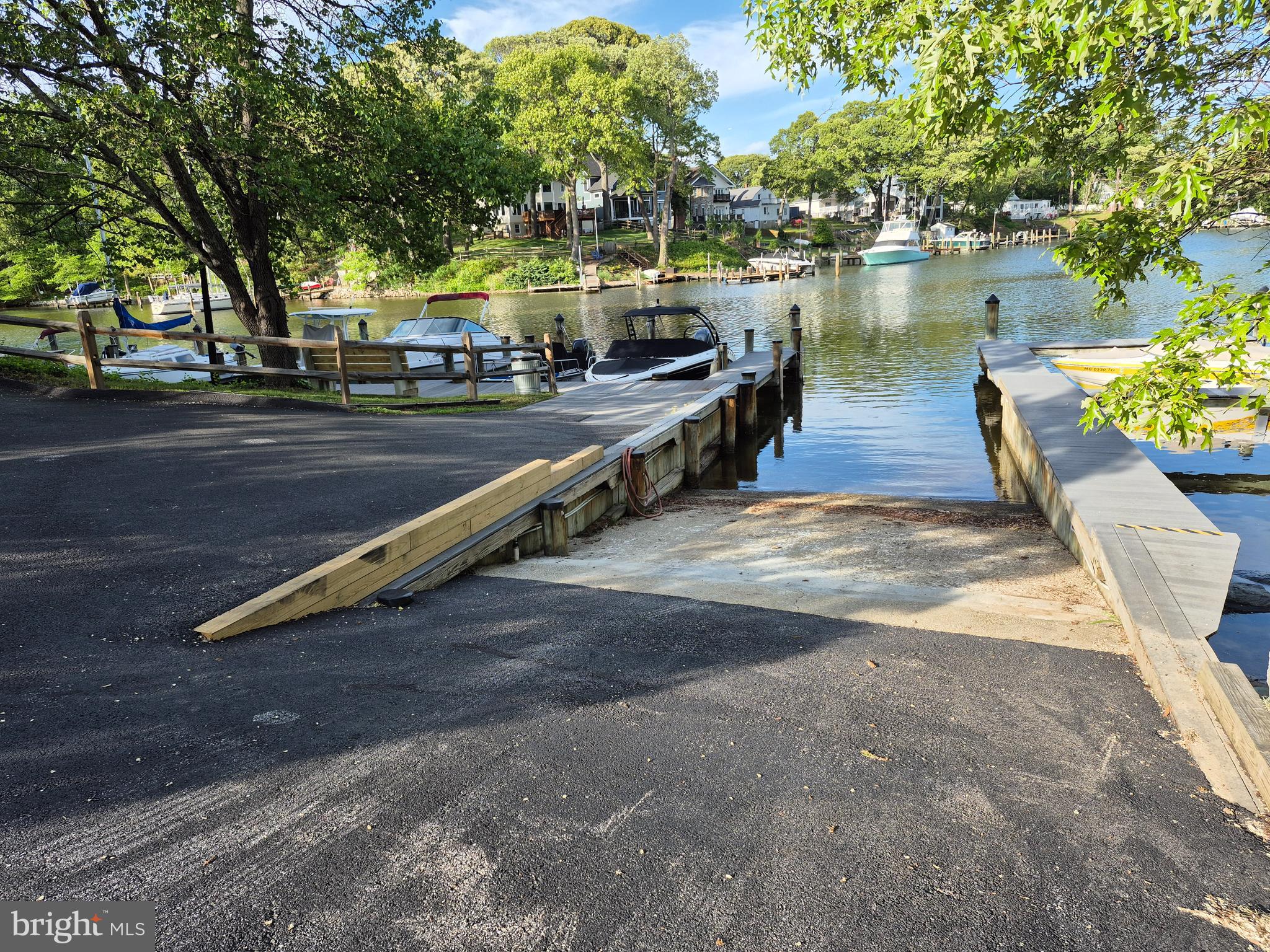 STEWARTS LANDING - Residential