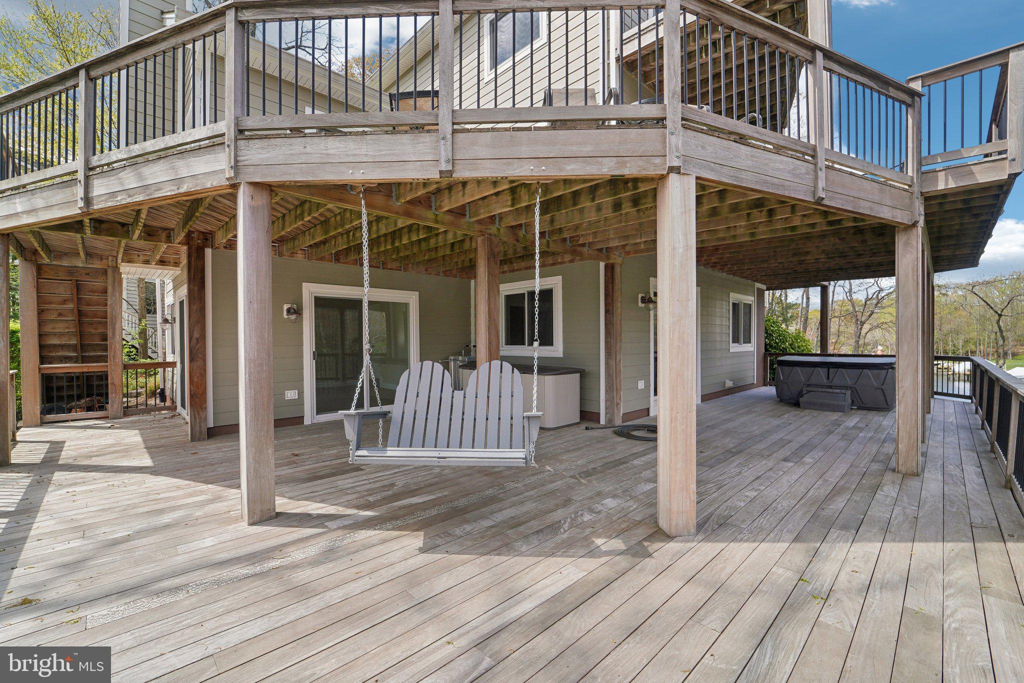 STEWARTS LANDING - Residential