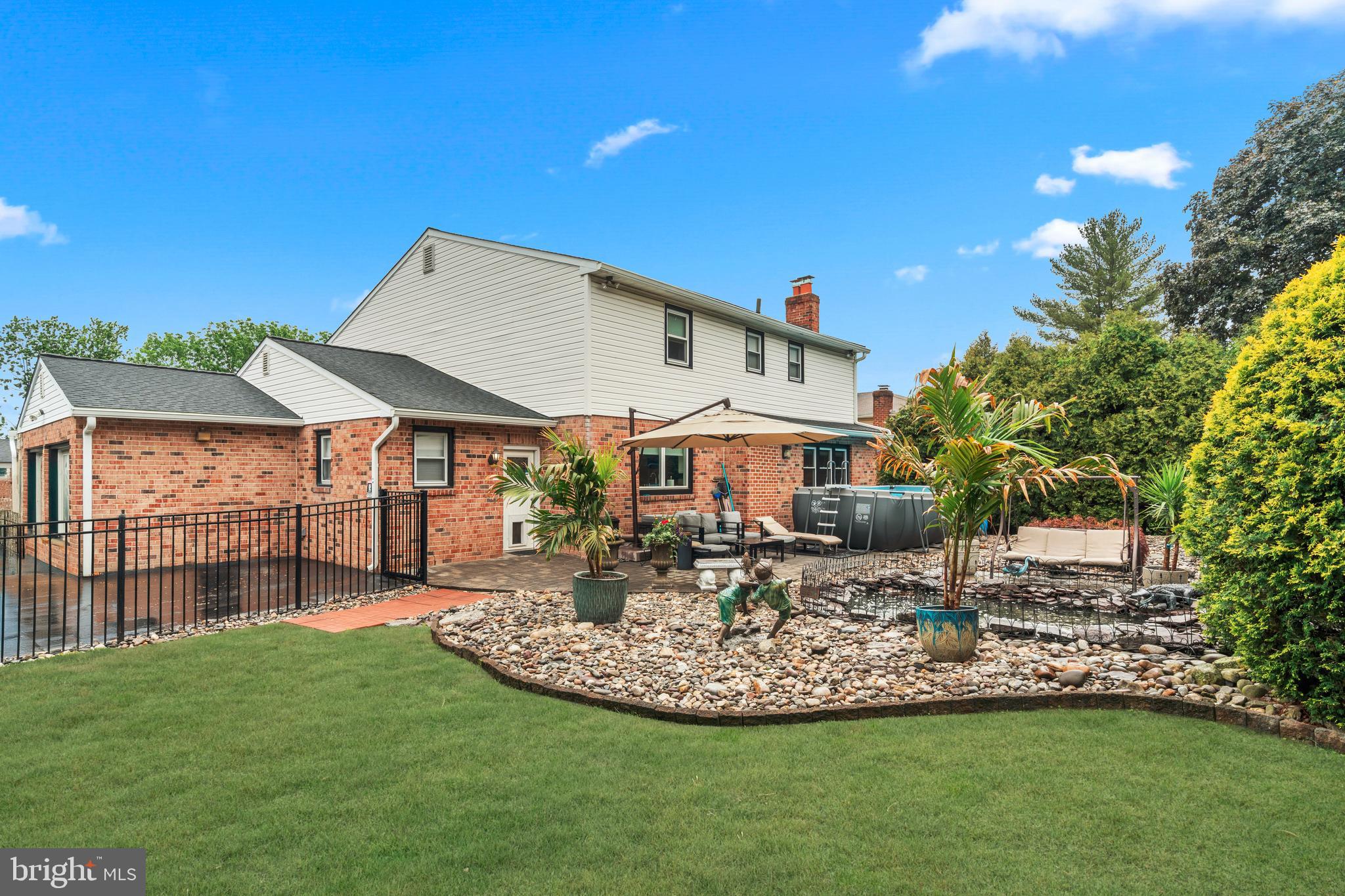 2629 BARRY LANE