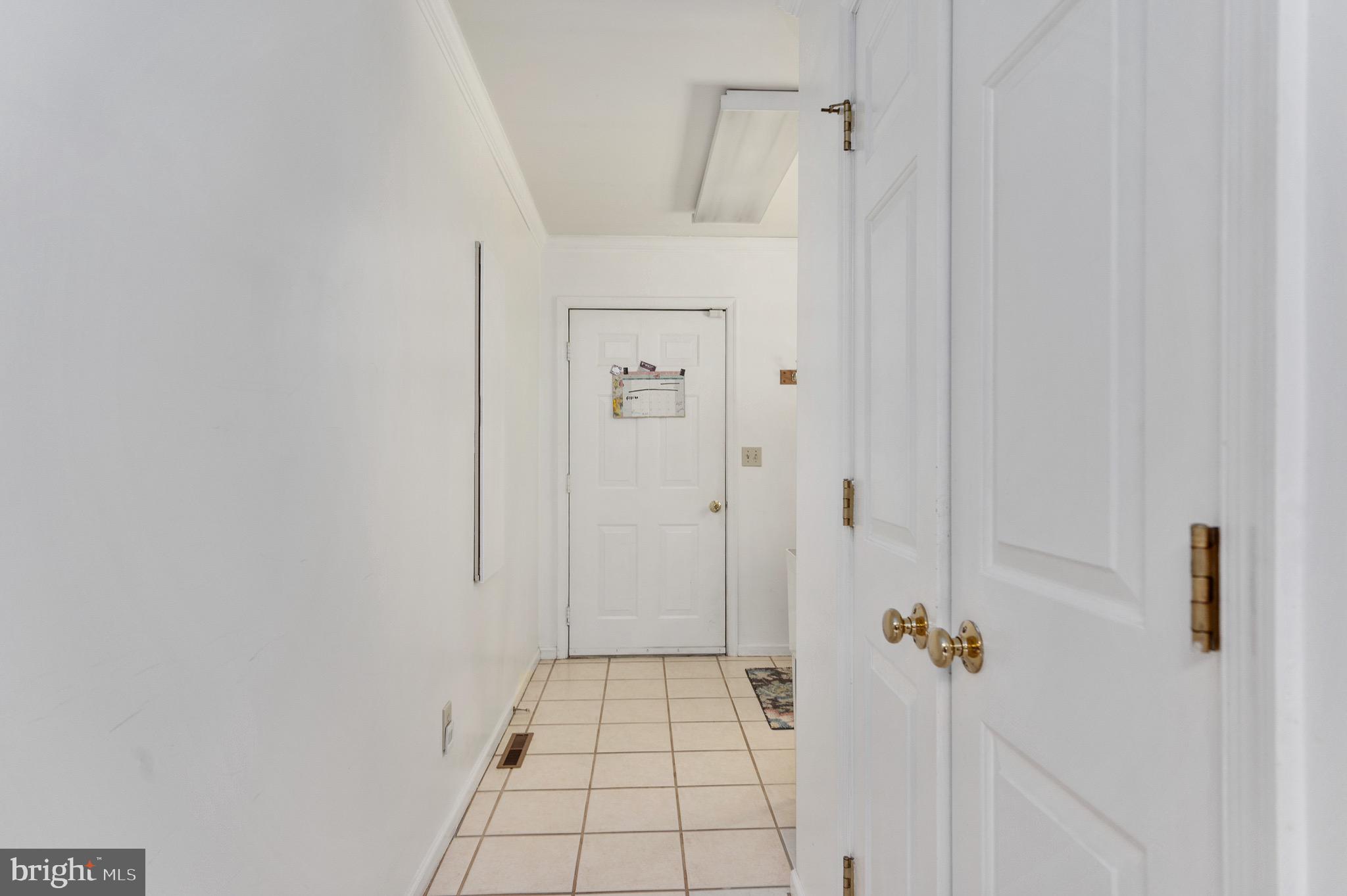 RIDGE POINTE - Residential