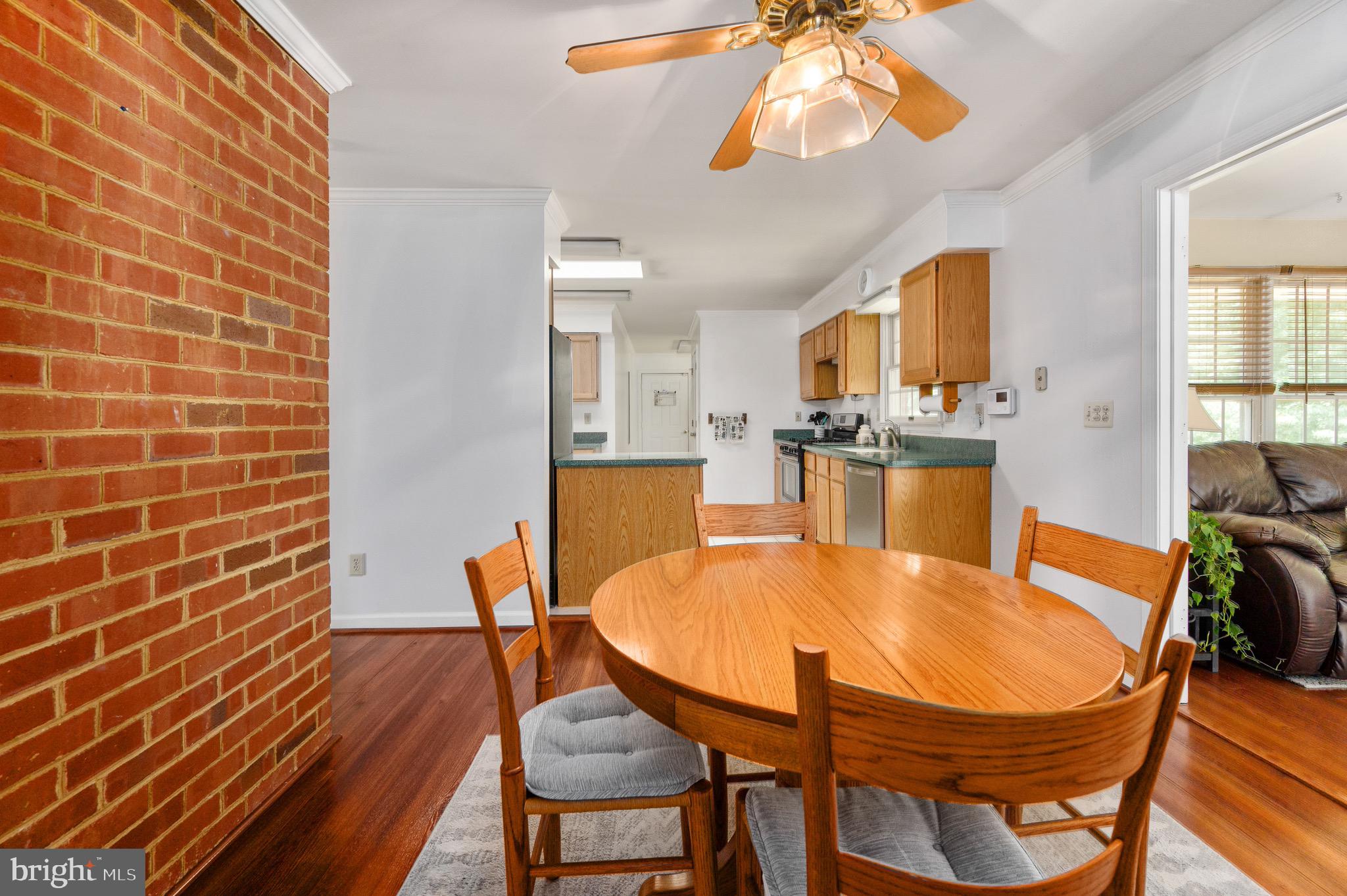 RIDGE POINTE - Residential