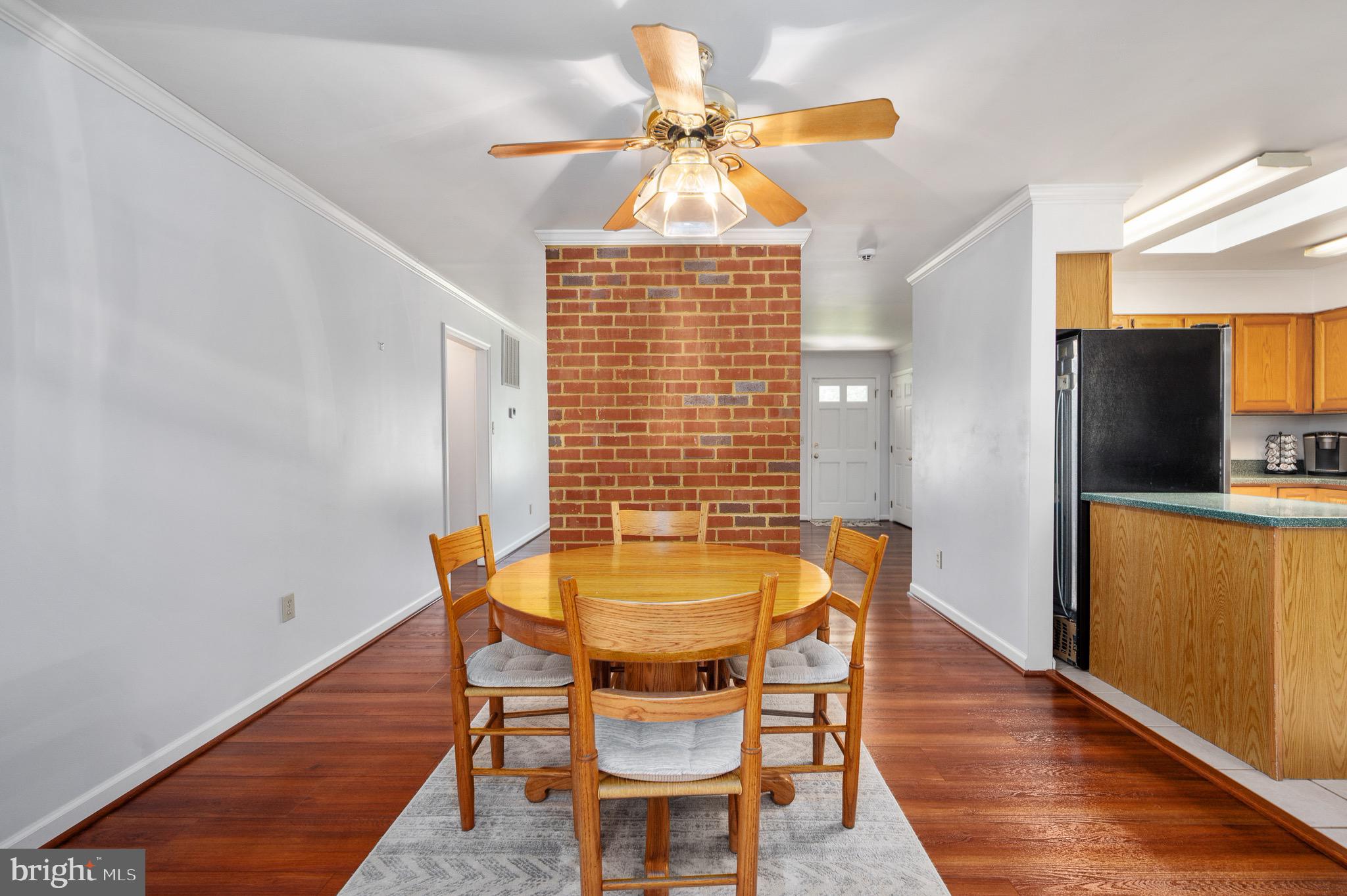 RIDGE POINTE - Residential