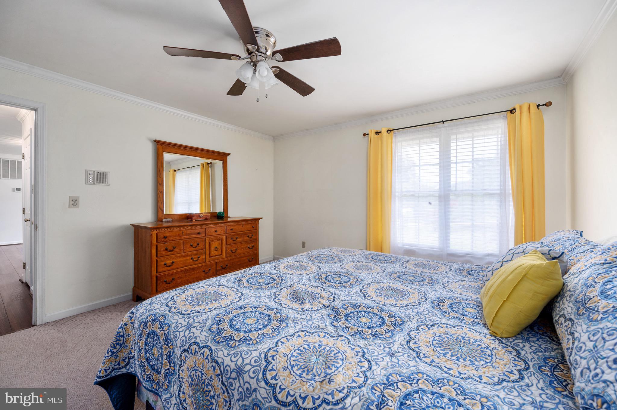 RIDGE POINTE - Residential