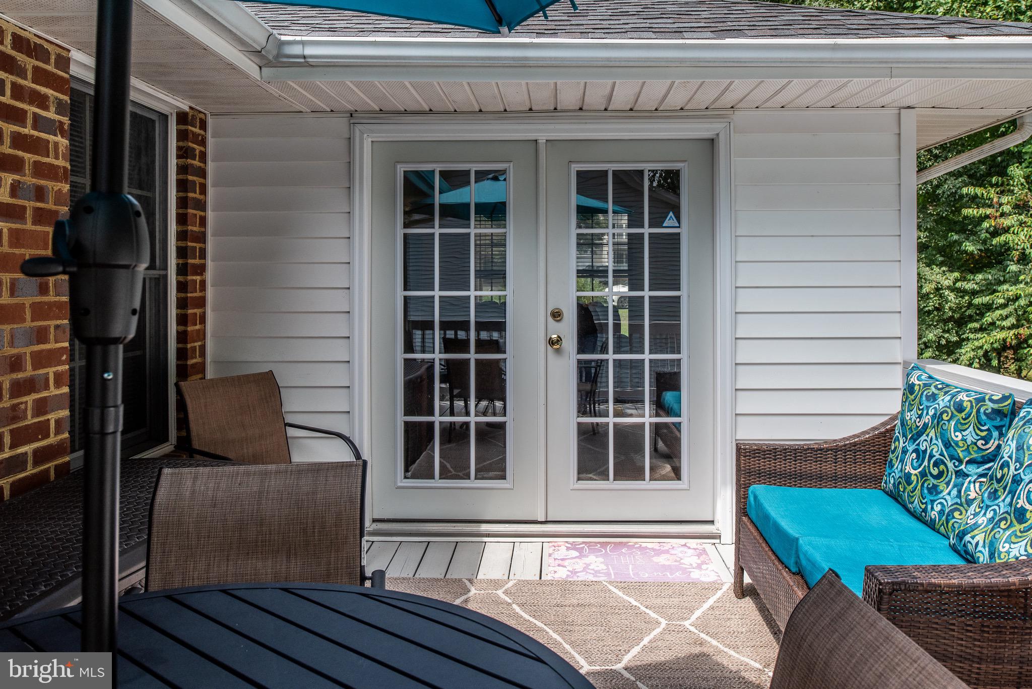 RIDGE POINTE - Residential