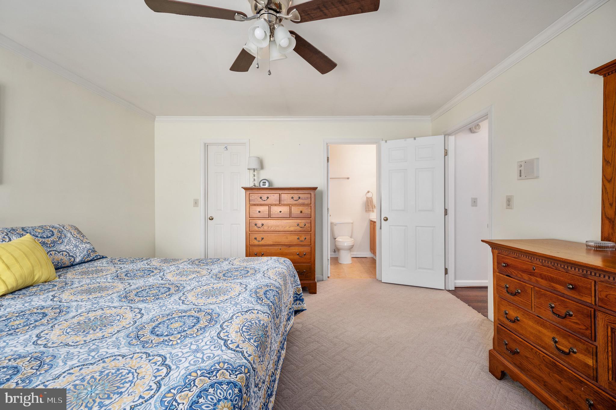 RIDGE POINTE - Residential