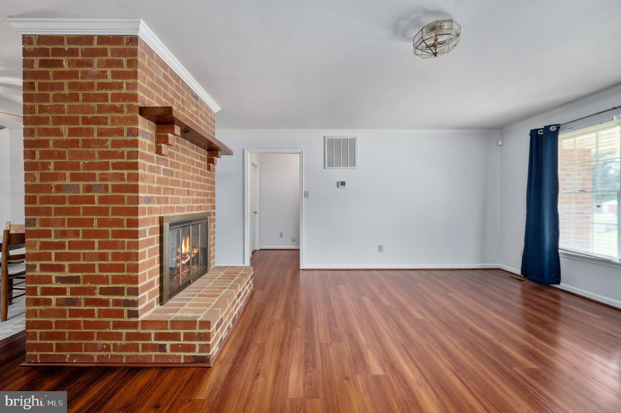 RIDGE POINTE - Residential