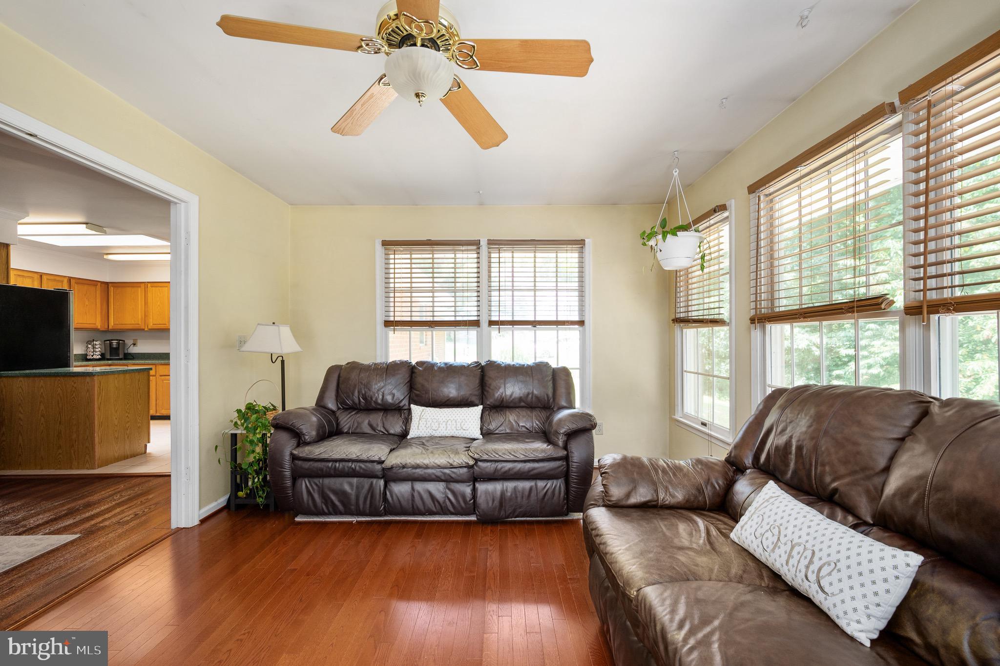 RIDGE POINTE - Residential