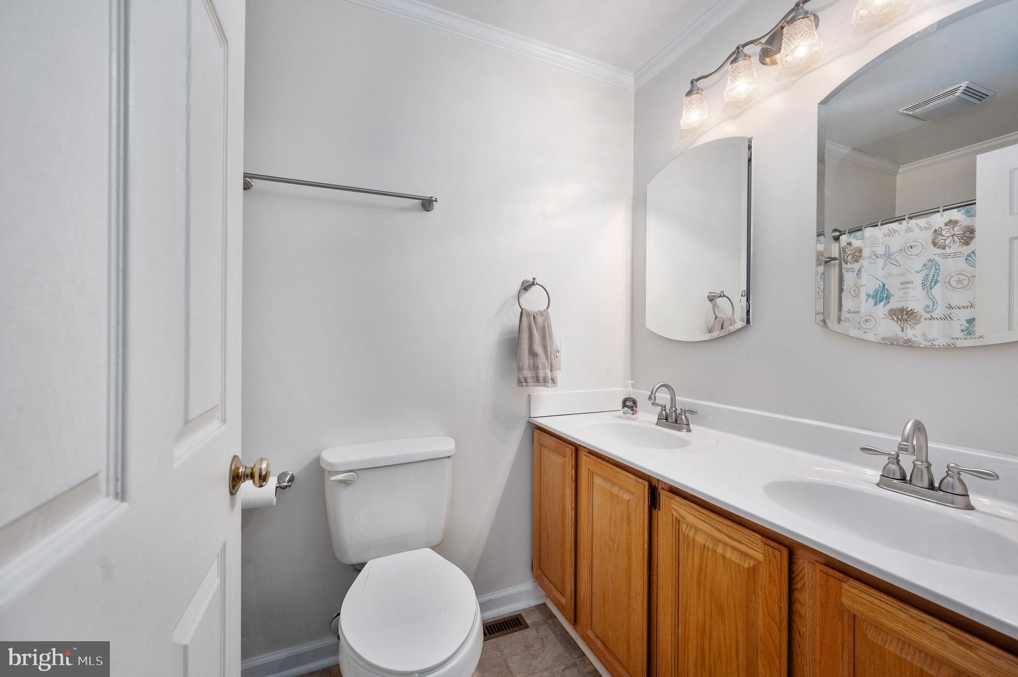 RIDGE POINTE - Residential