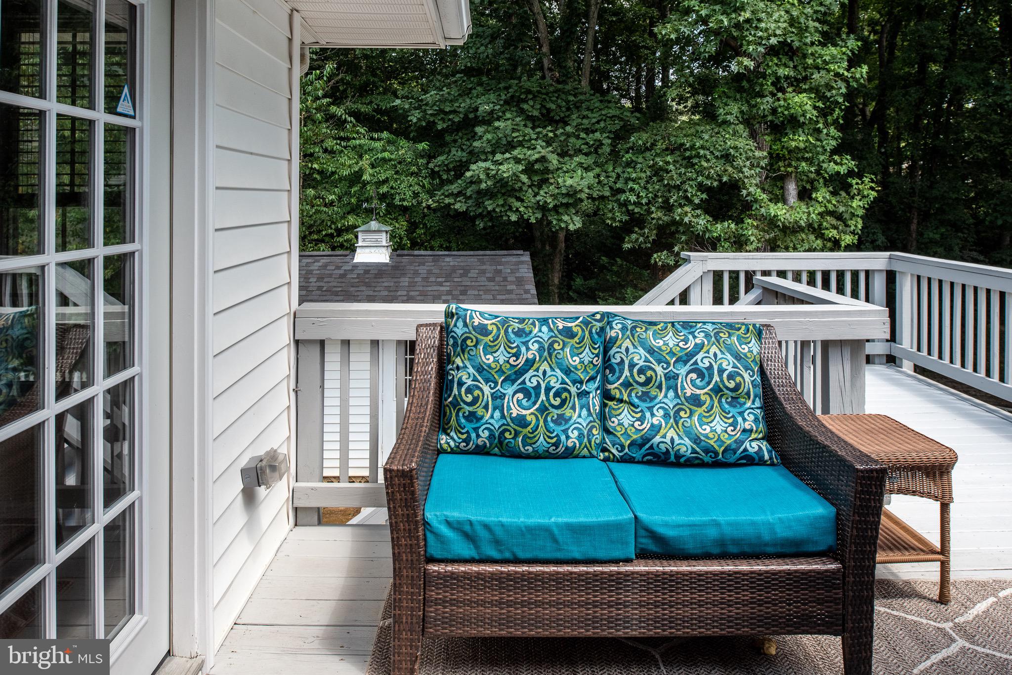 RIDGE POINTE - Residential