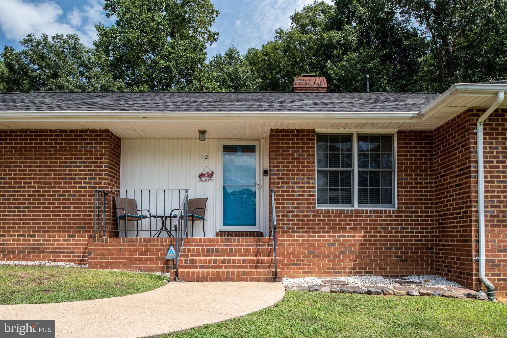 RIDGE POINTE - Residential