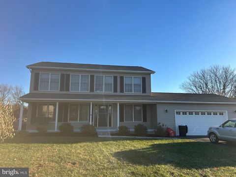 Photo of 158 New Thomas Drive, CHARLES TOWN, WV 25414 (MLS # WVJF2020584)
