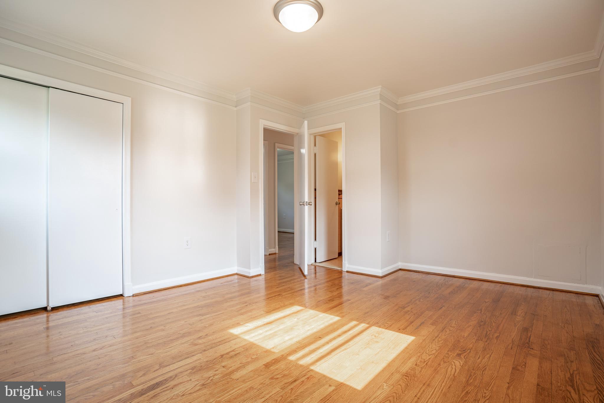 HORSE SHOE ROAD - Residential