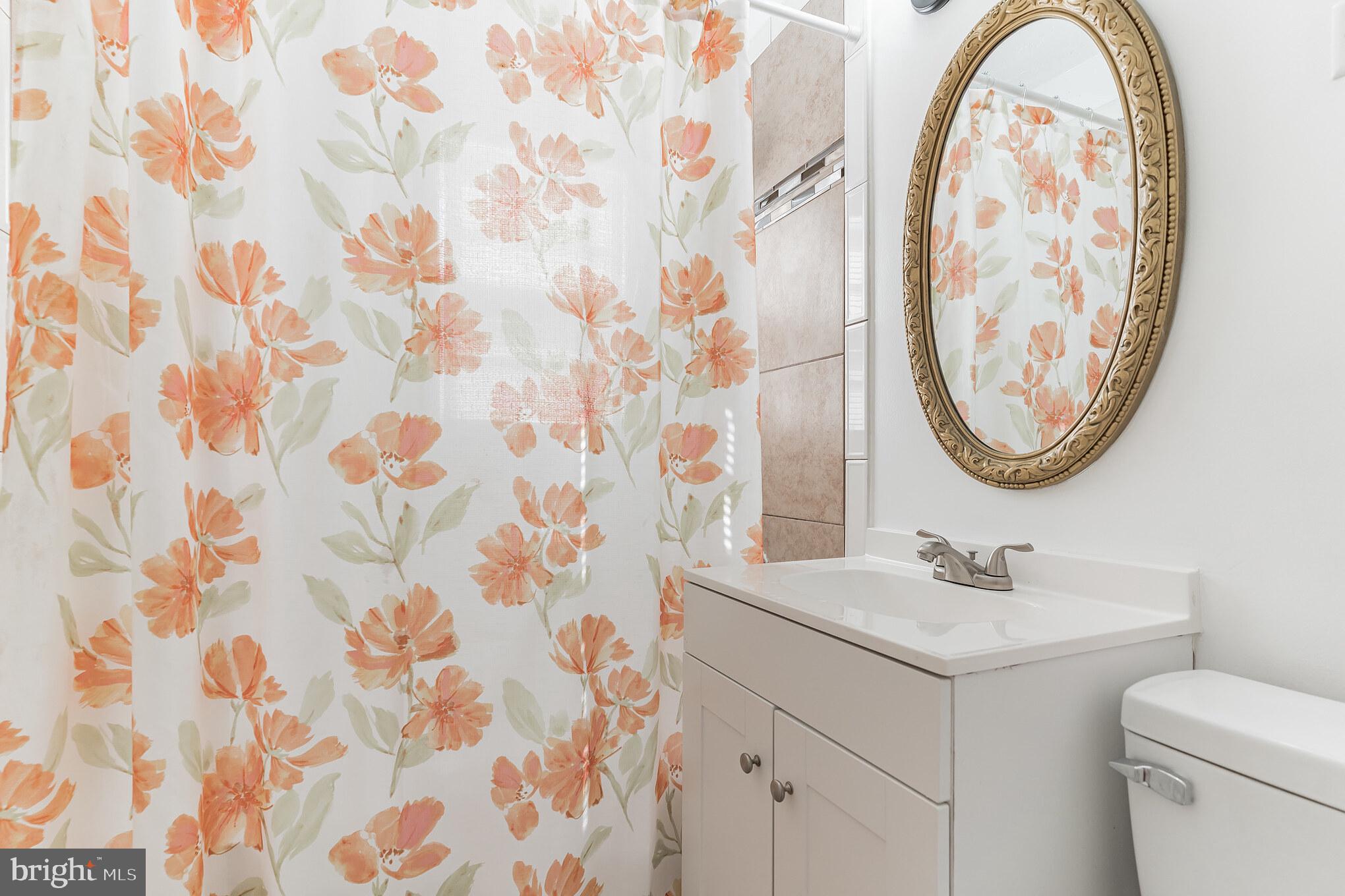 HORSE SHOE ROAD - Residential