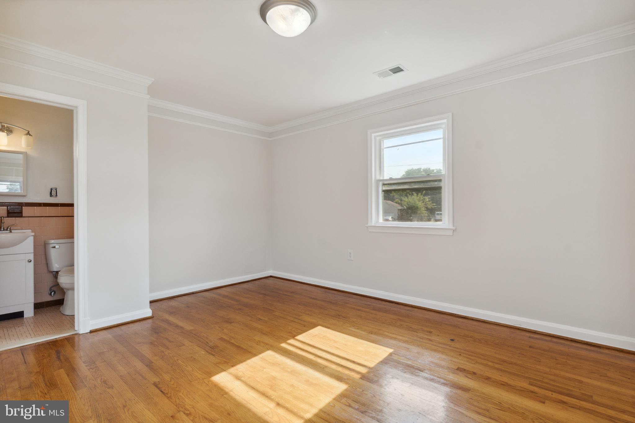 HORSE SHOE ROAD - Residential