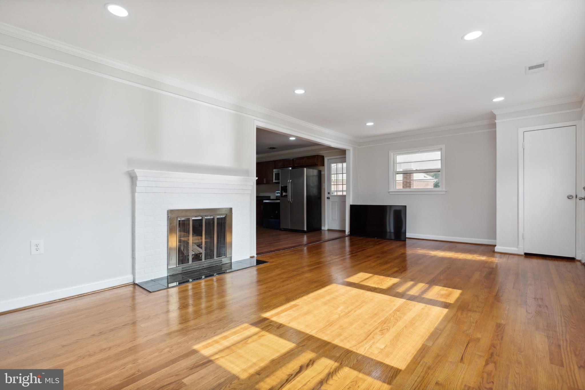 HORSE SHOE ROAD - Residential