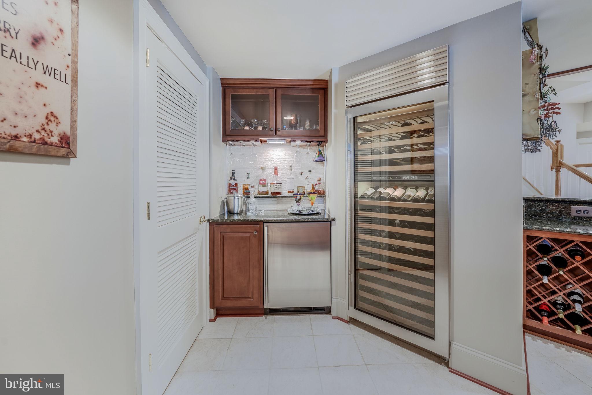 RASPBERRY FALLS - Residential