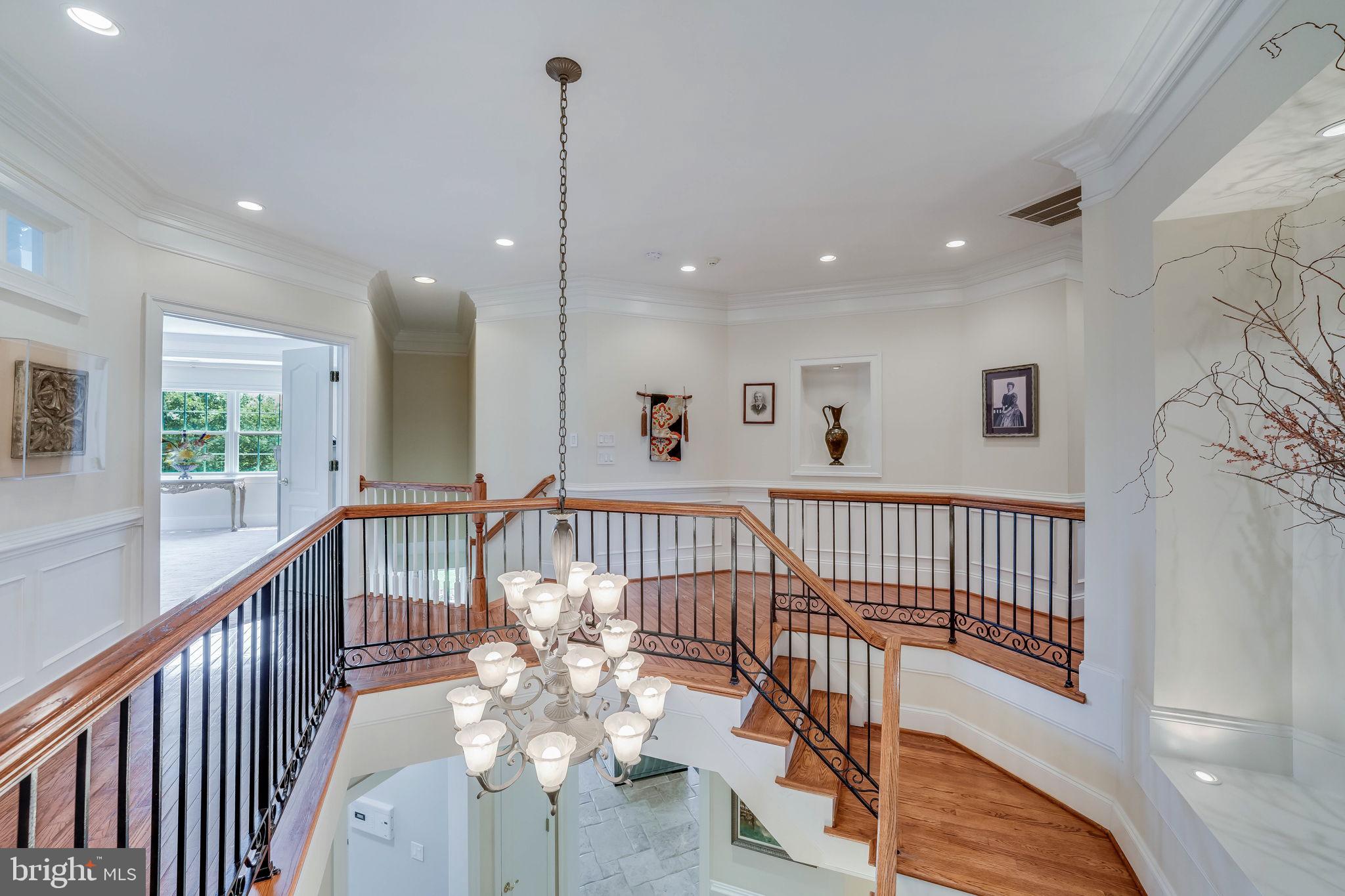 RASPBERRY FALLS - Residential