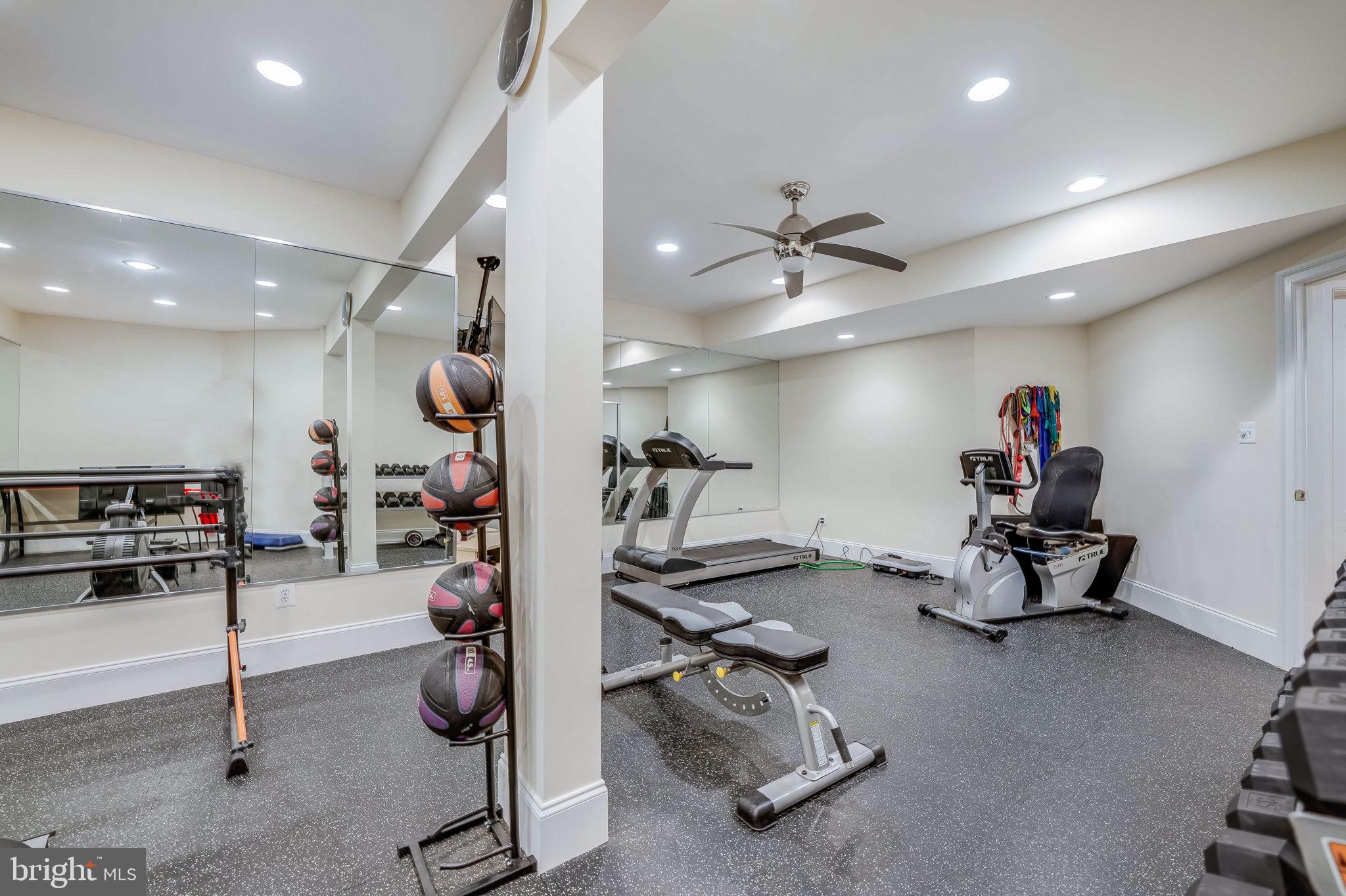 RASPBERRY FALLS - Residential