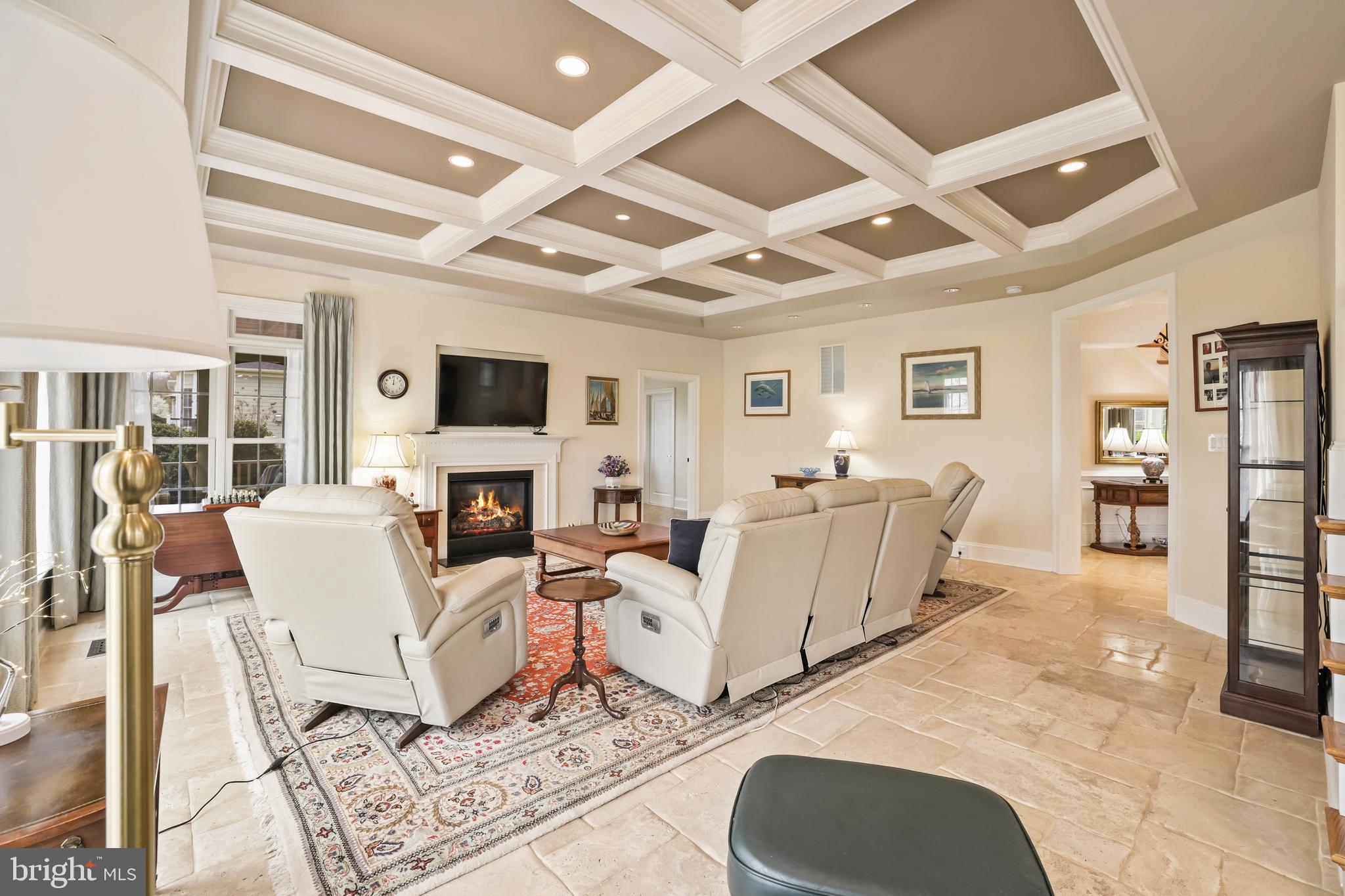 RASPBERRY FALLS - Residential