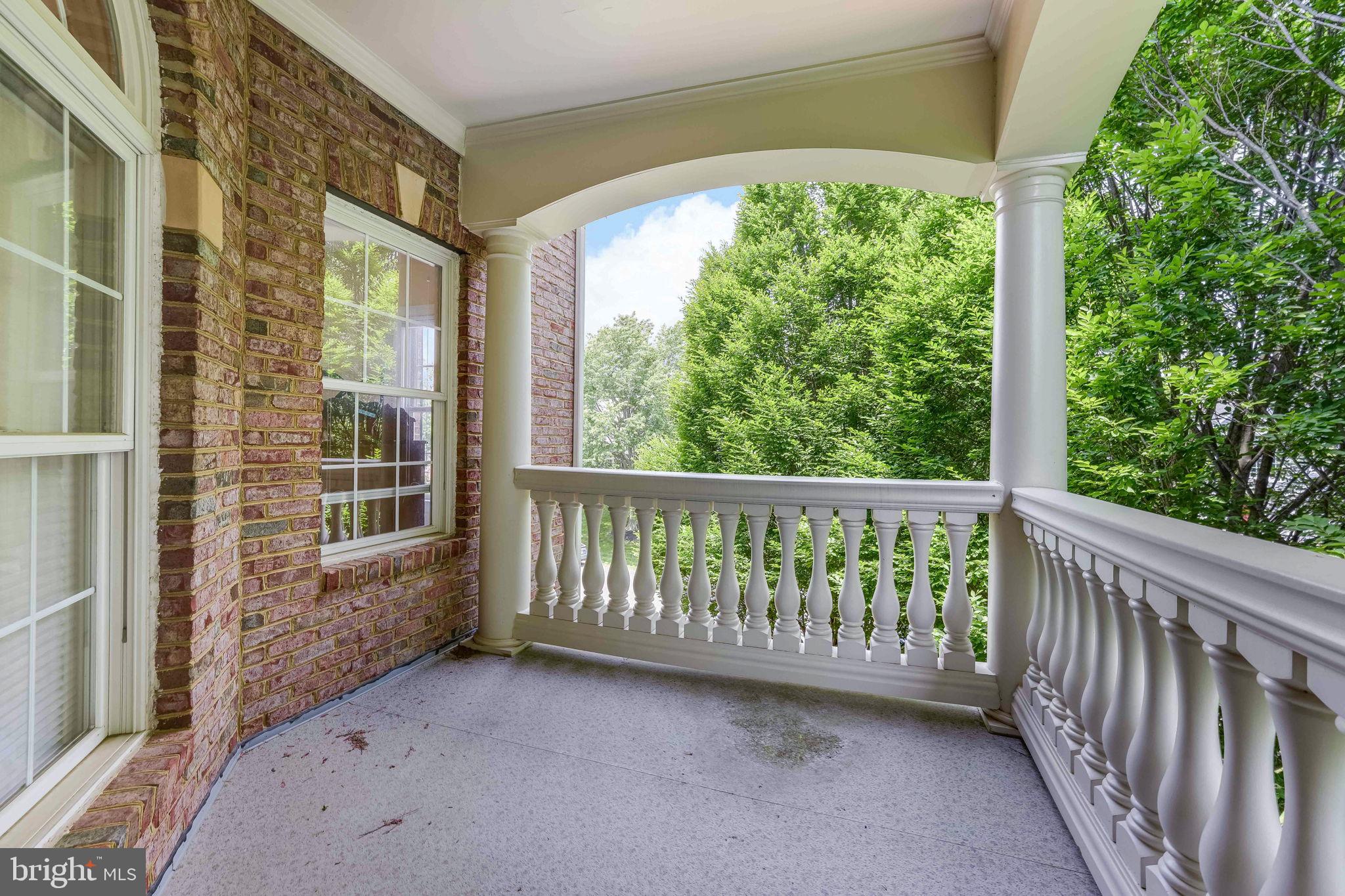 RASPBERRY FALLS - Residential