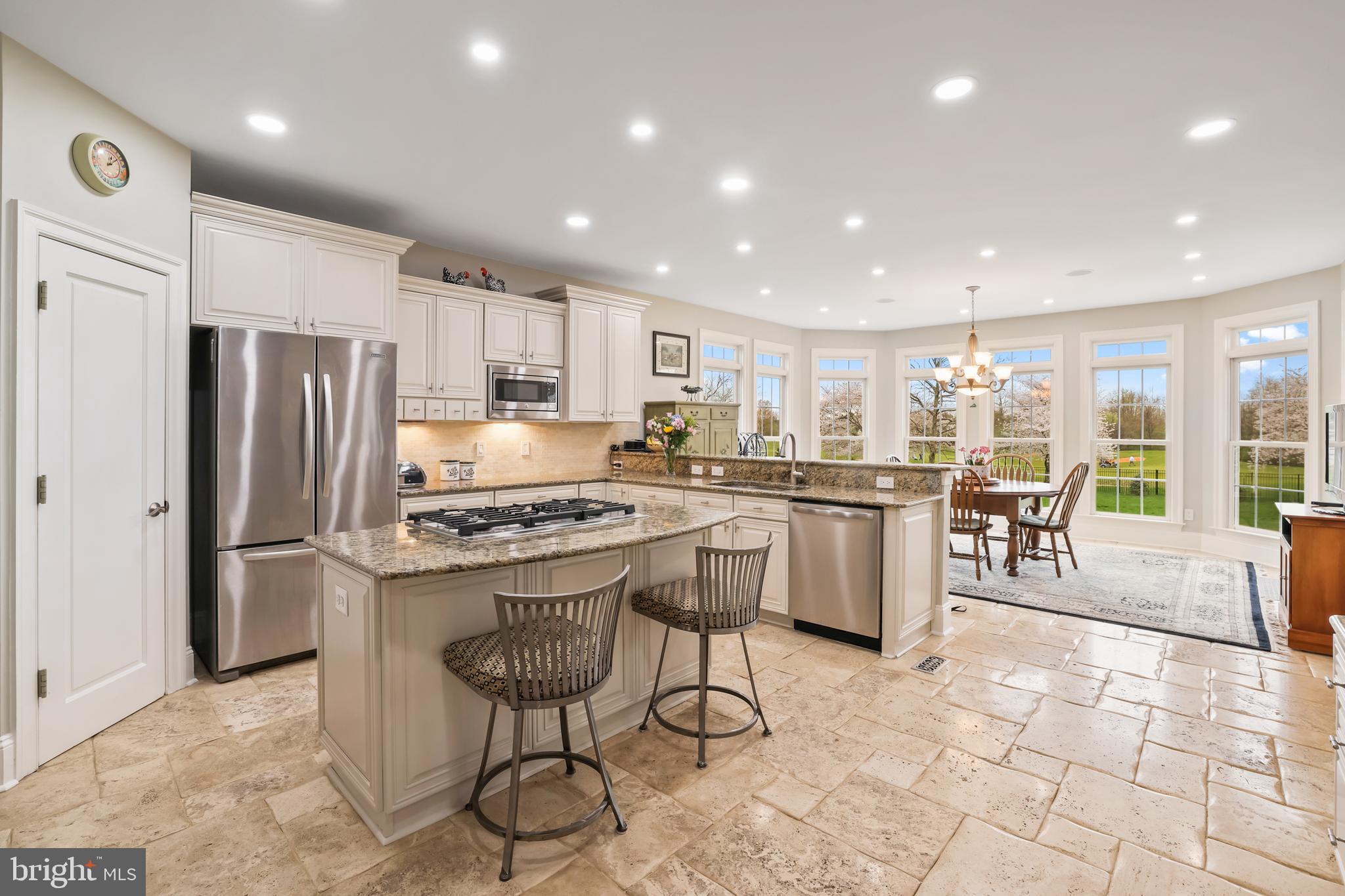 RASPBERRY FALLS - Residential