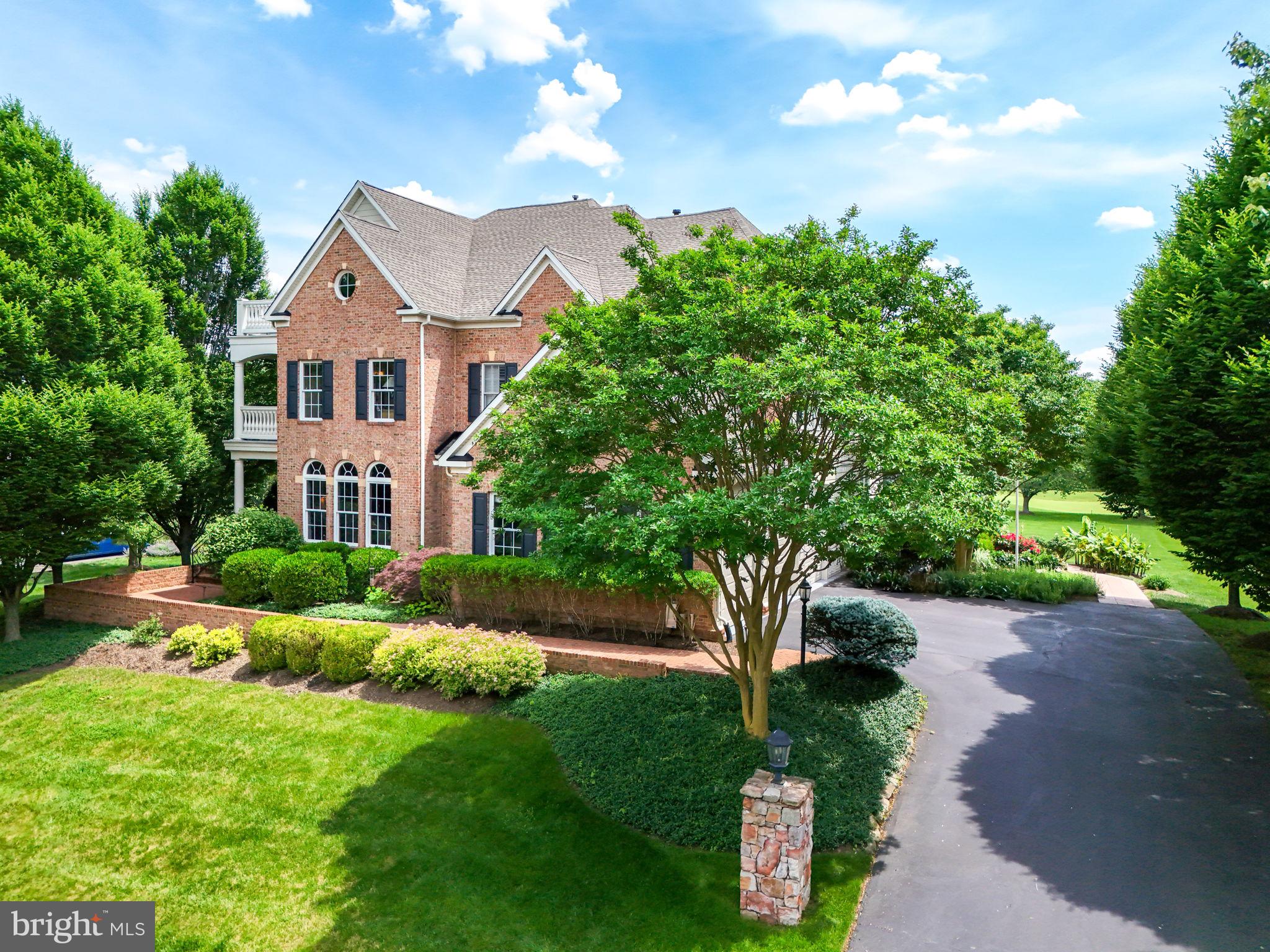 RASPBERRY FALLS - Residential