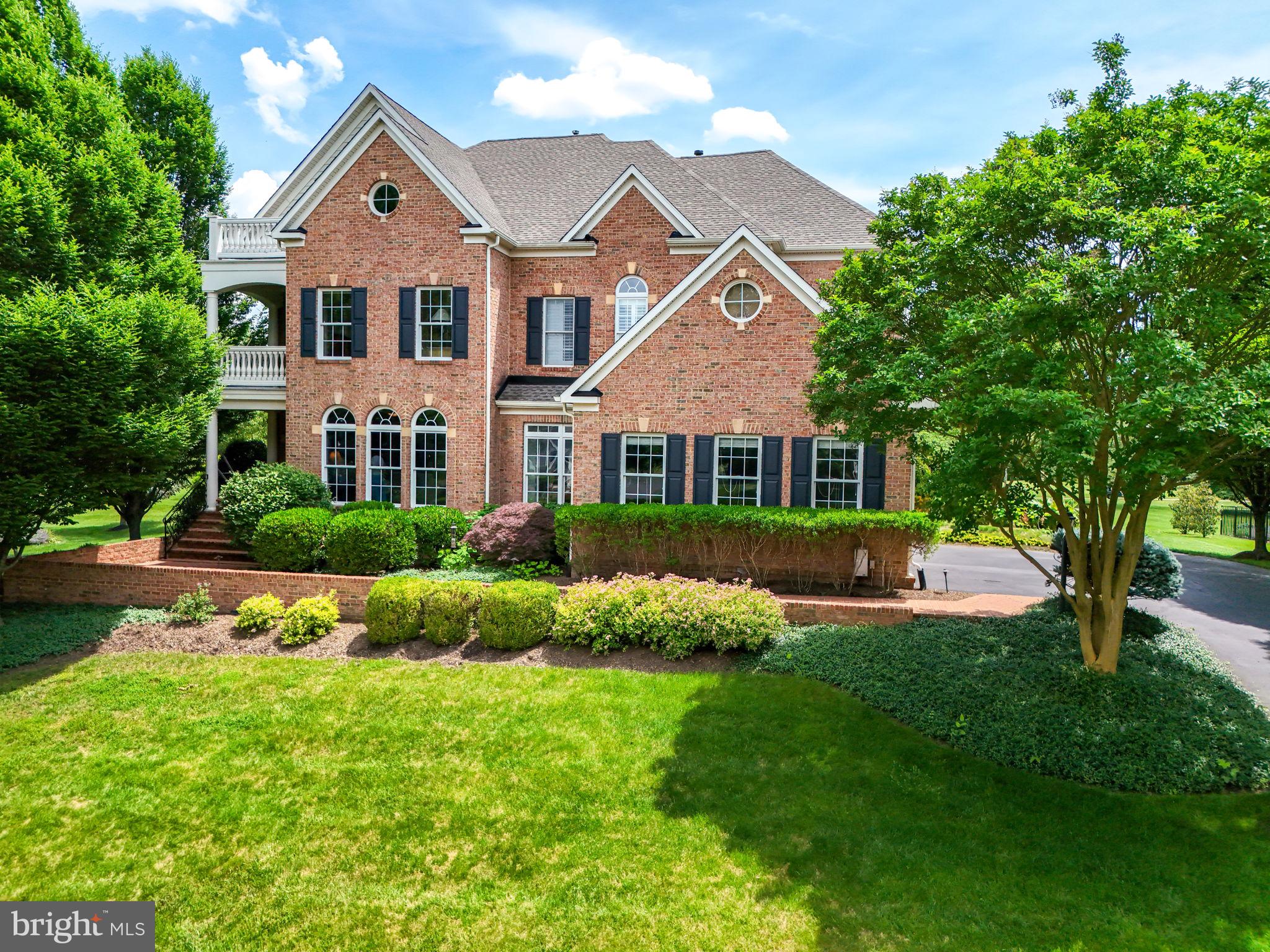 RASPBERRY FALLS - Residential