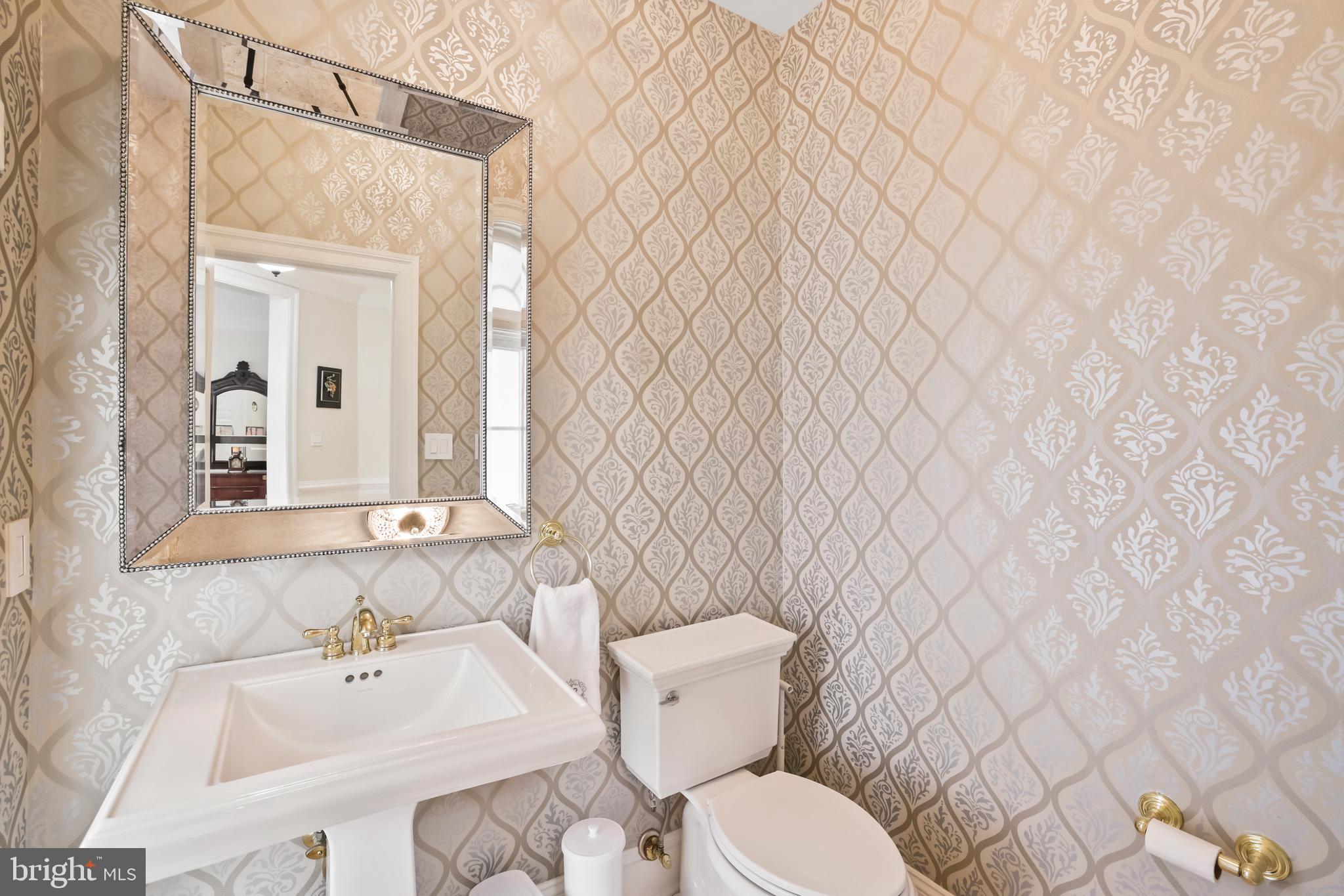 RASPBERRY FALLS - Residential